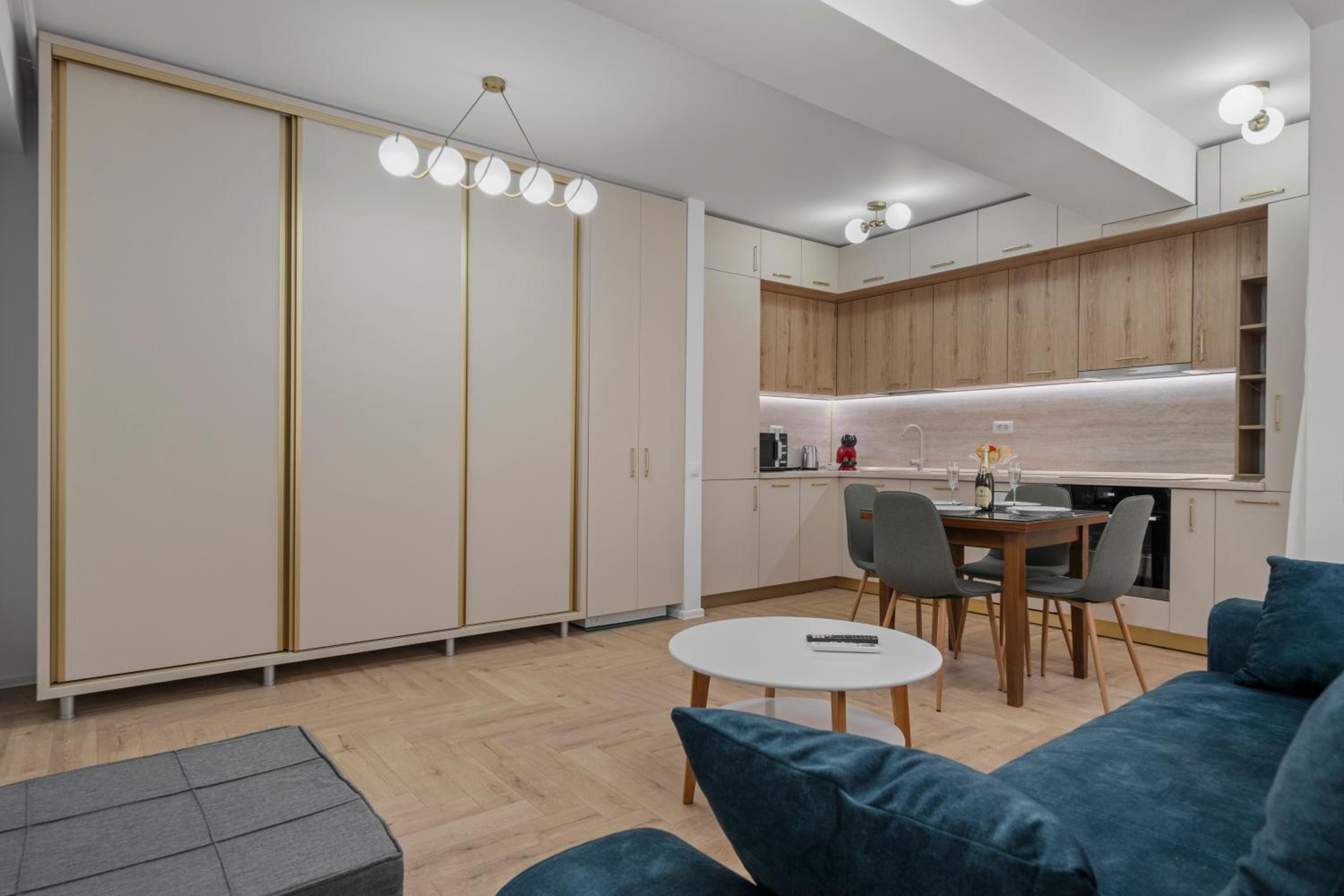 Boutique Hotel - Central Luxury Apartments