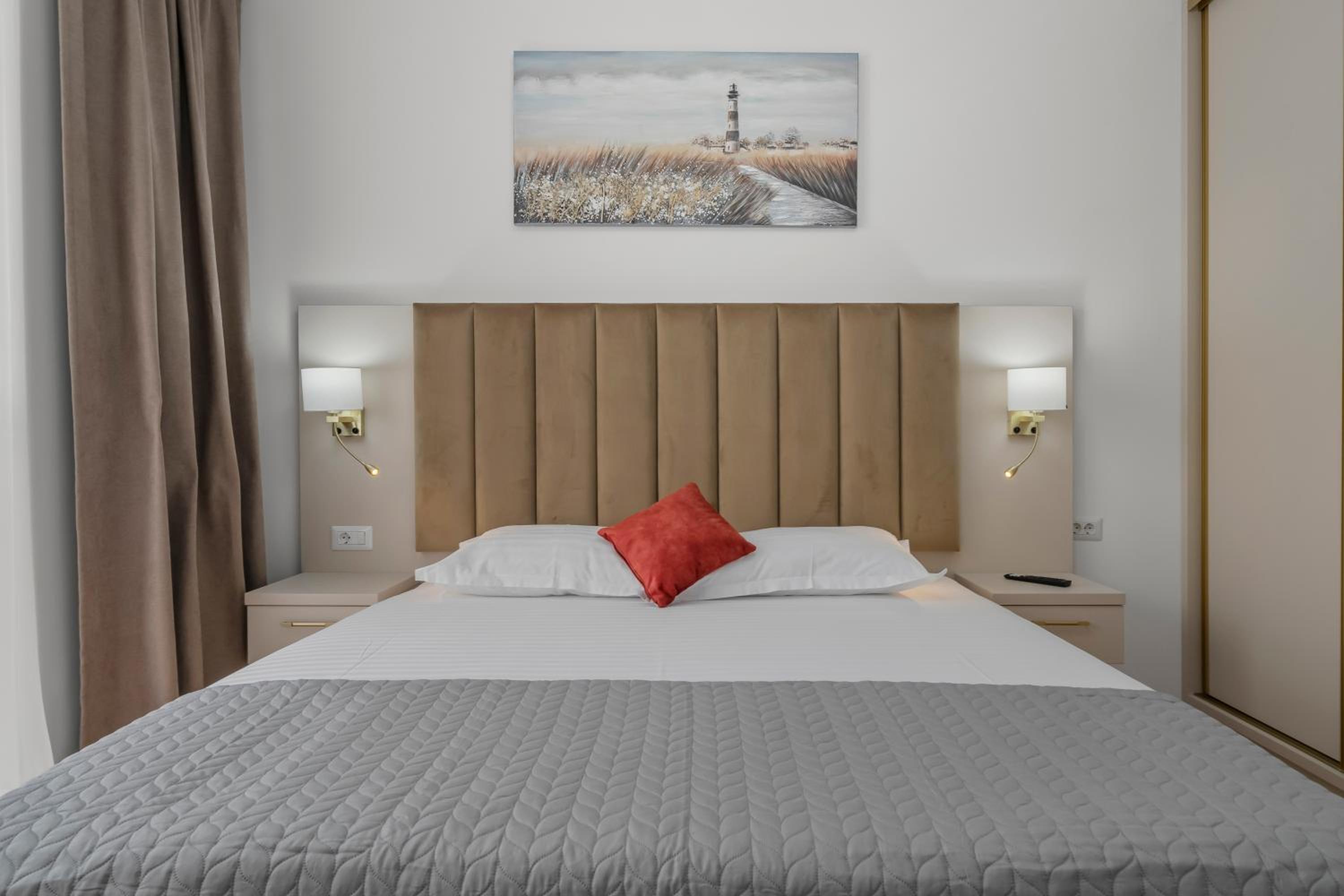 Boutique Hotel - Central Luxury Apartments