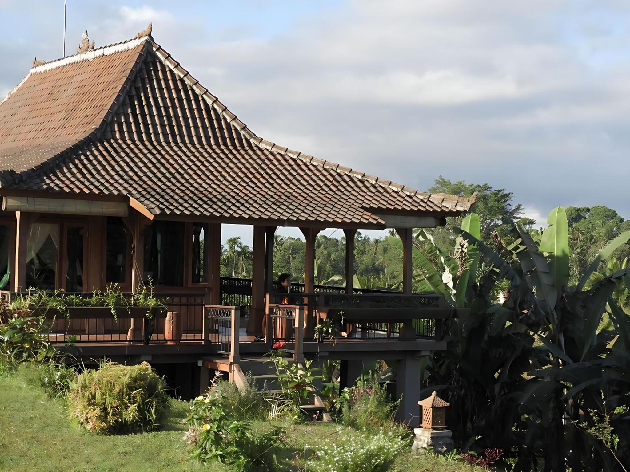 Rumah Pacung