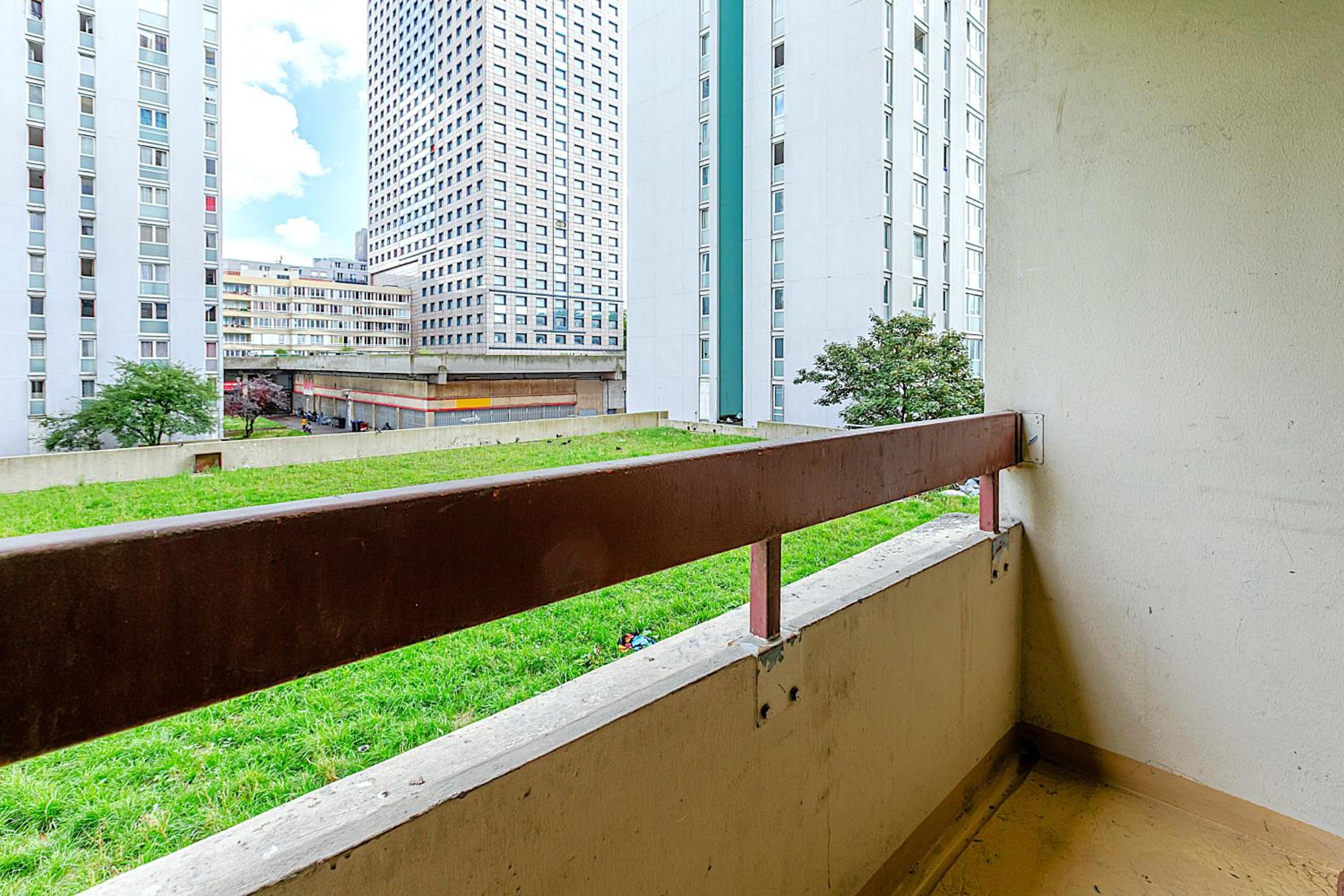 Le Petit Auber & son balcon, à 2 pas de Paris