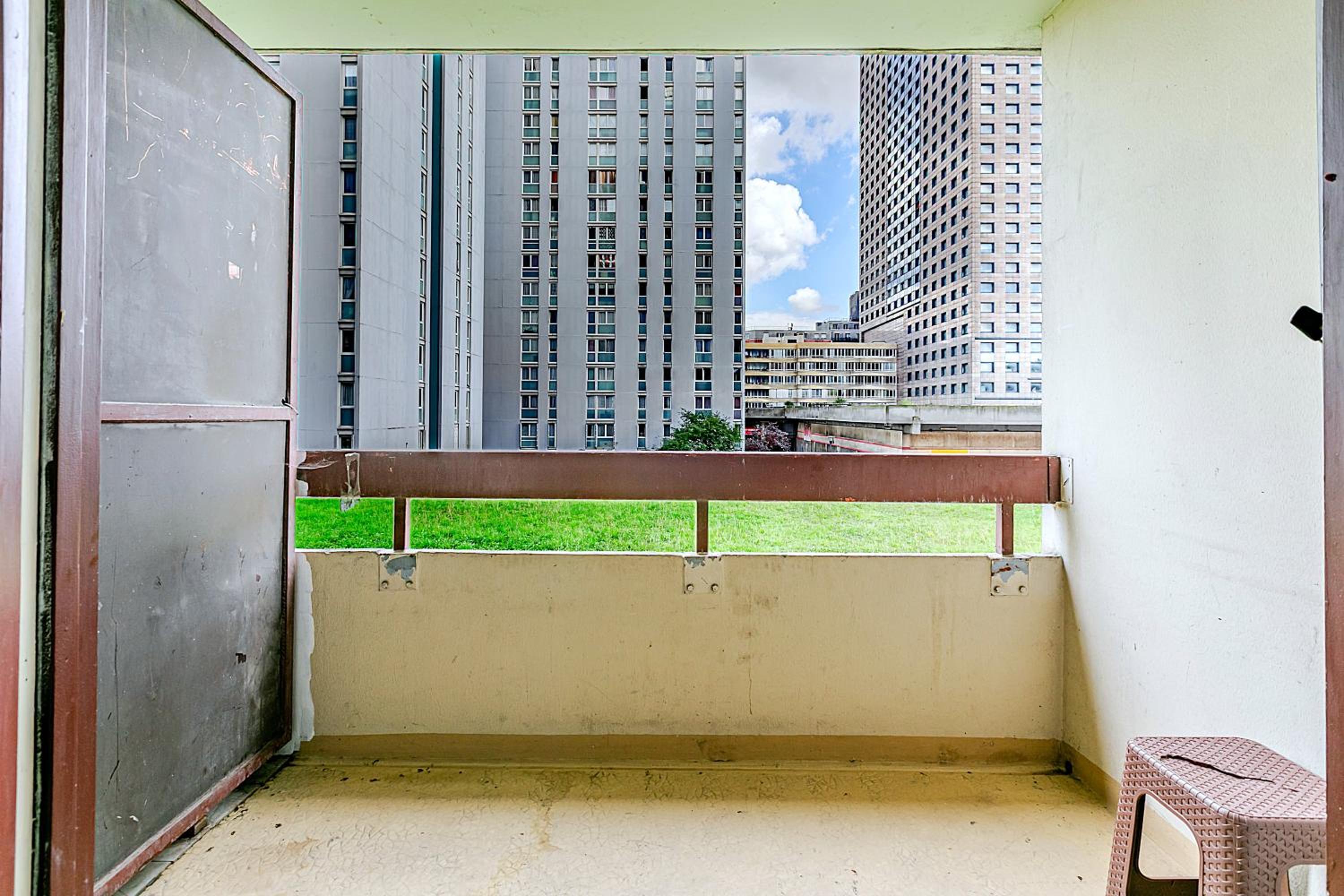 Le Petit Auber & son balcon, à 2 pas de Paris