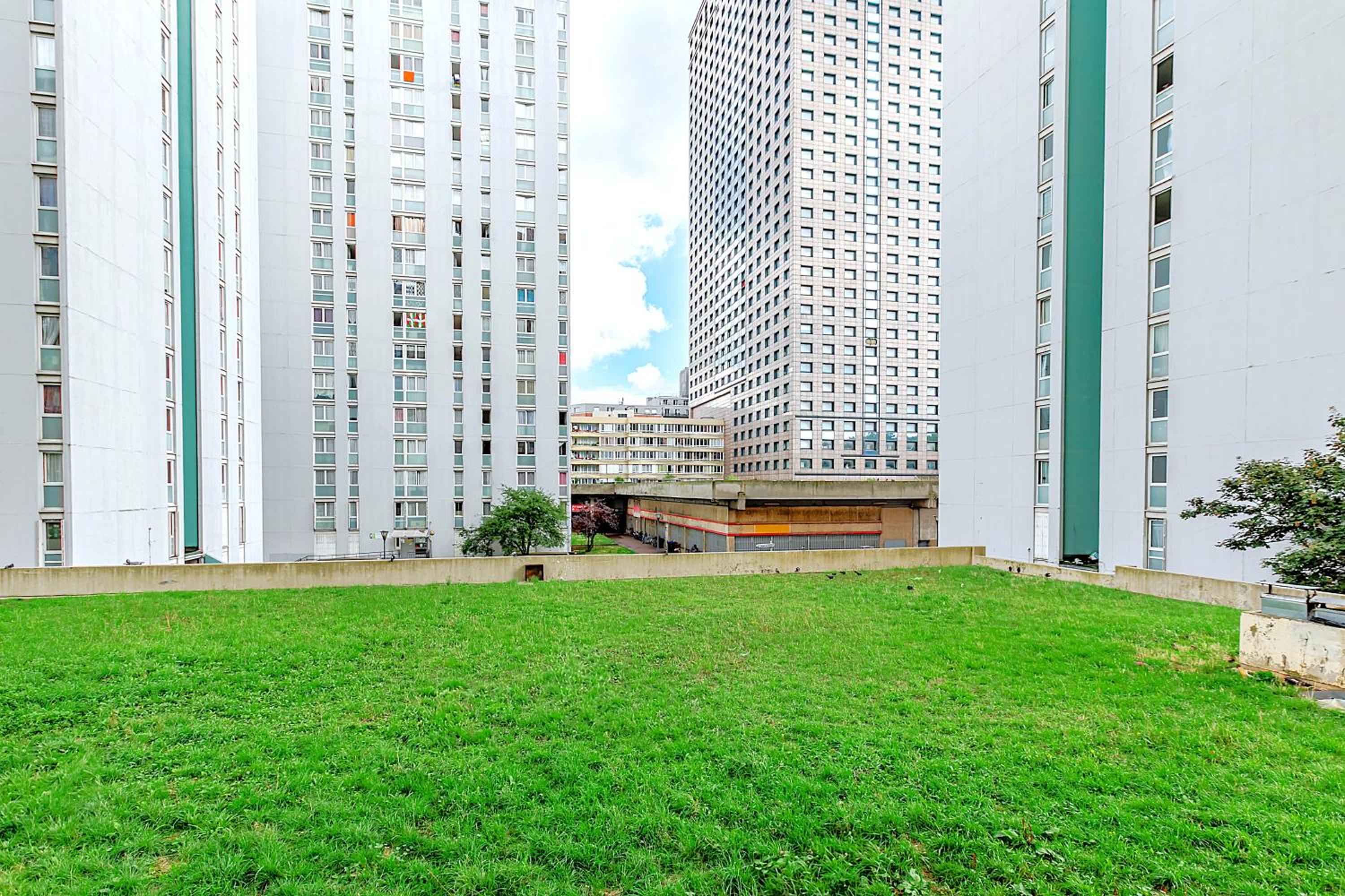 Le Petit Auber & son balcon, à 2 pas de Paris