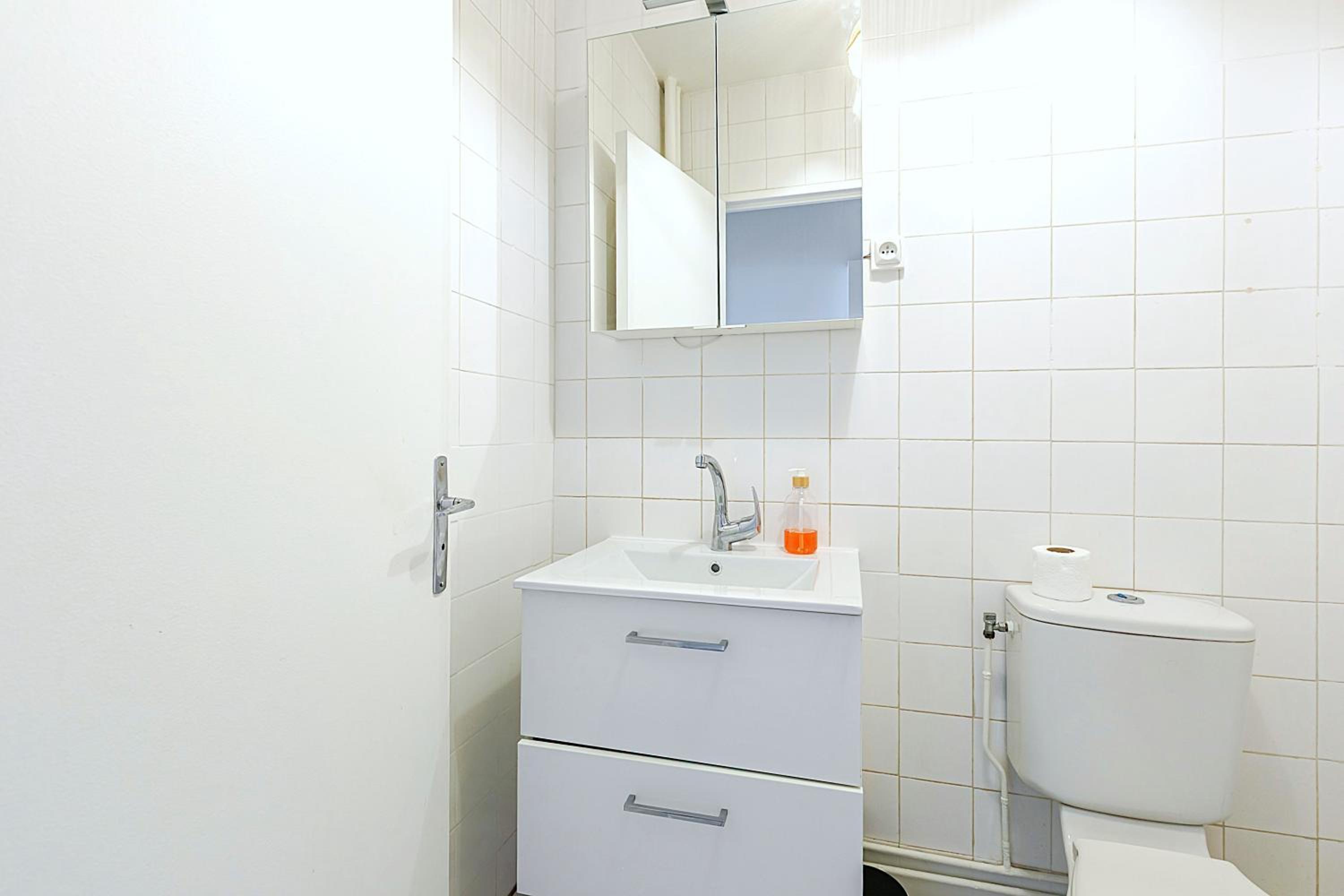 Le Petit Auber & son balcon, à 2 pas de Paris