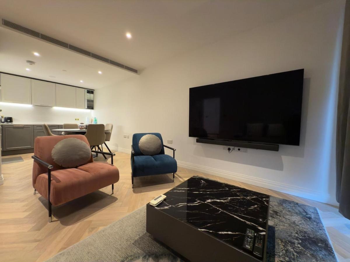 Luxury 2-bed flat Chelsea creek