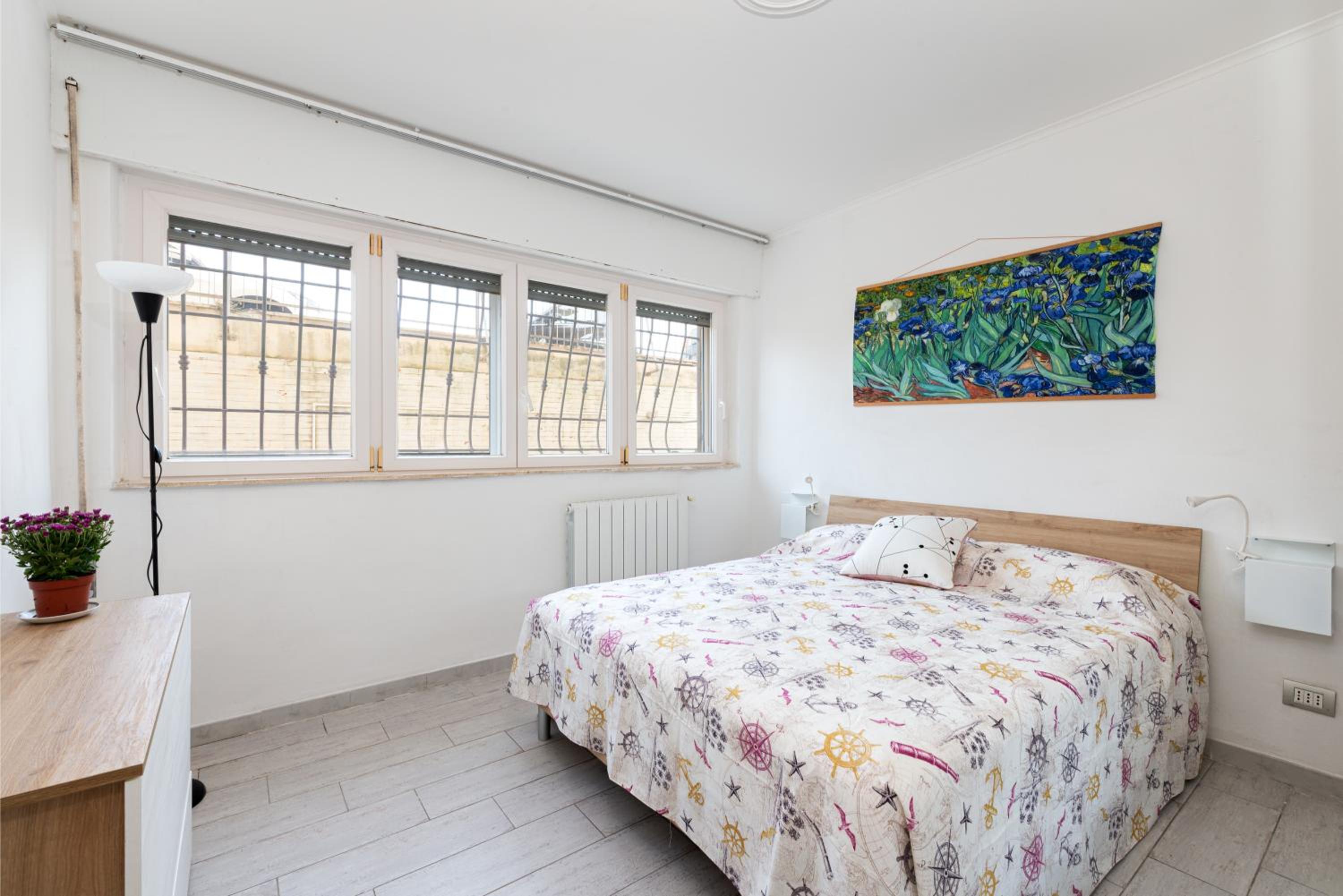 Ostia Beach Apt - 1 Minute Walk