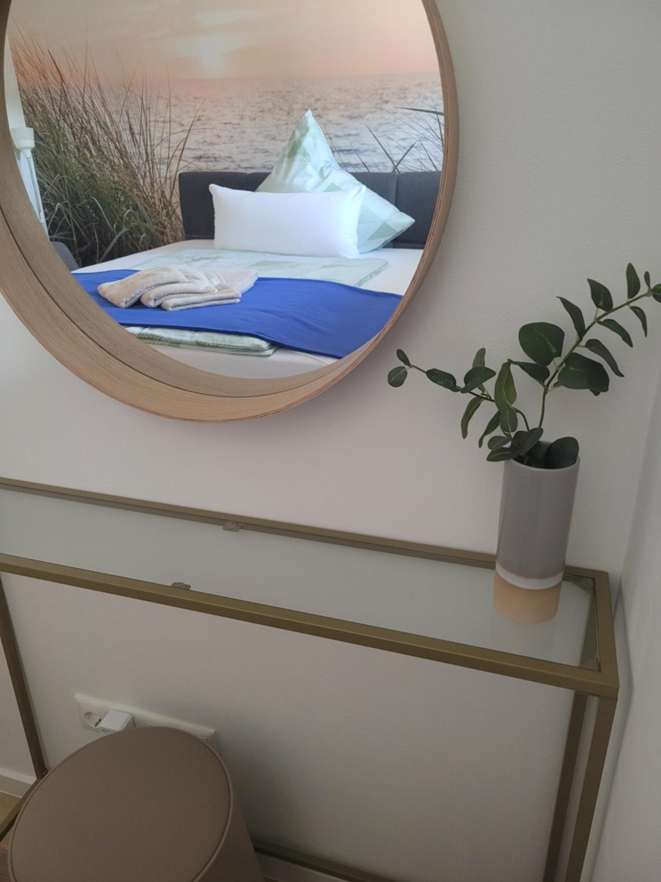 KomfortPlus - modernes Wohlfühl-Apartment mit Balkon & Parkplatz