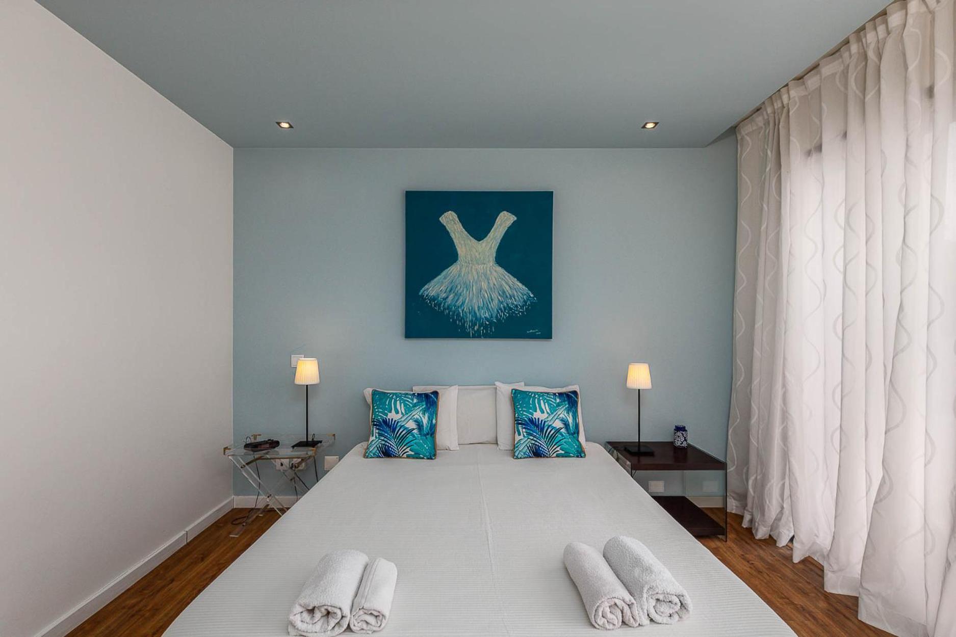 Sesimbra Luxury Villa- Pool, garden, total privacy