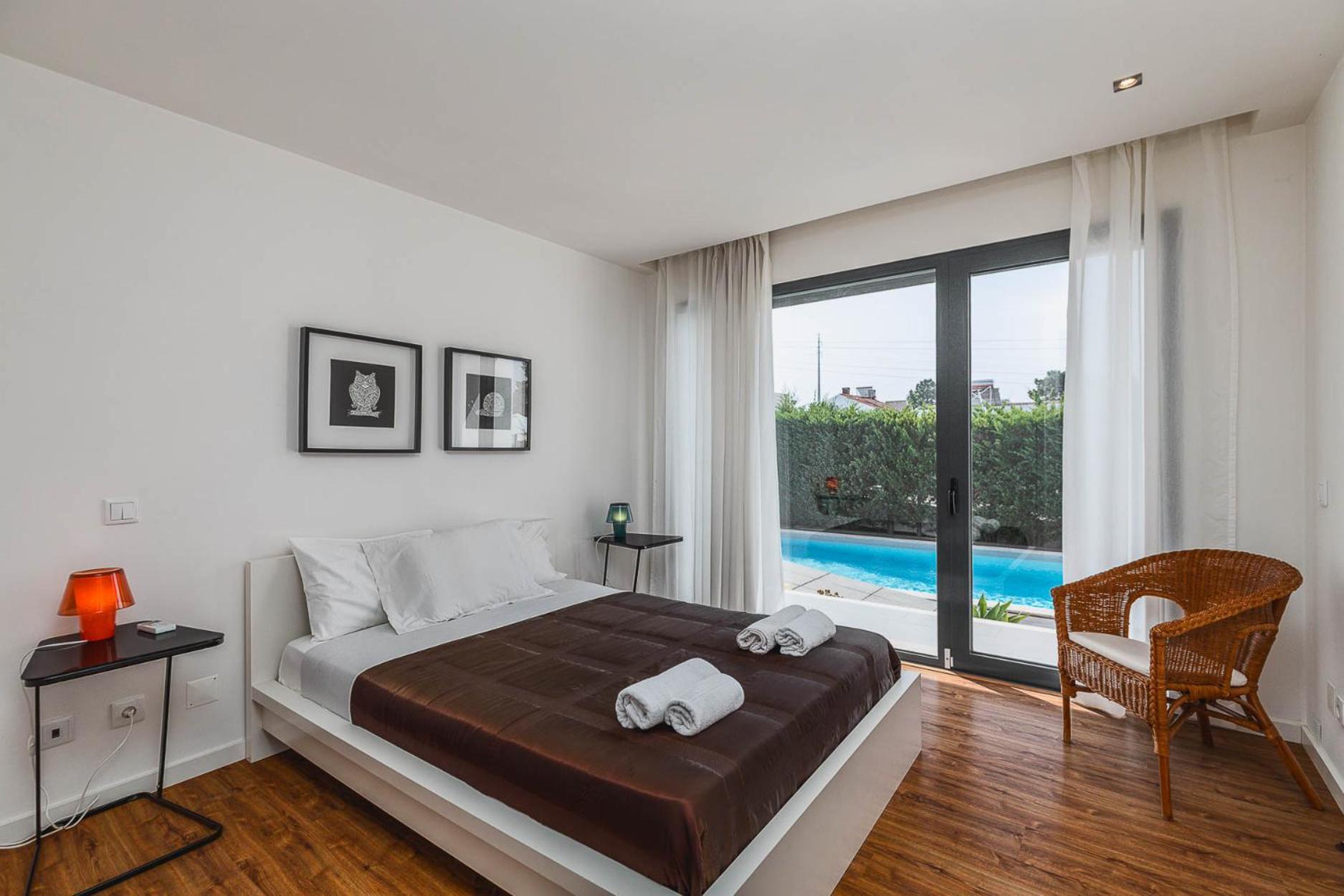 Sesimbra Luxury Villa- Pool, garden, total privacy
