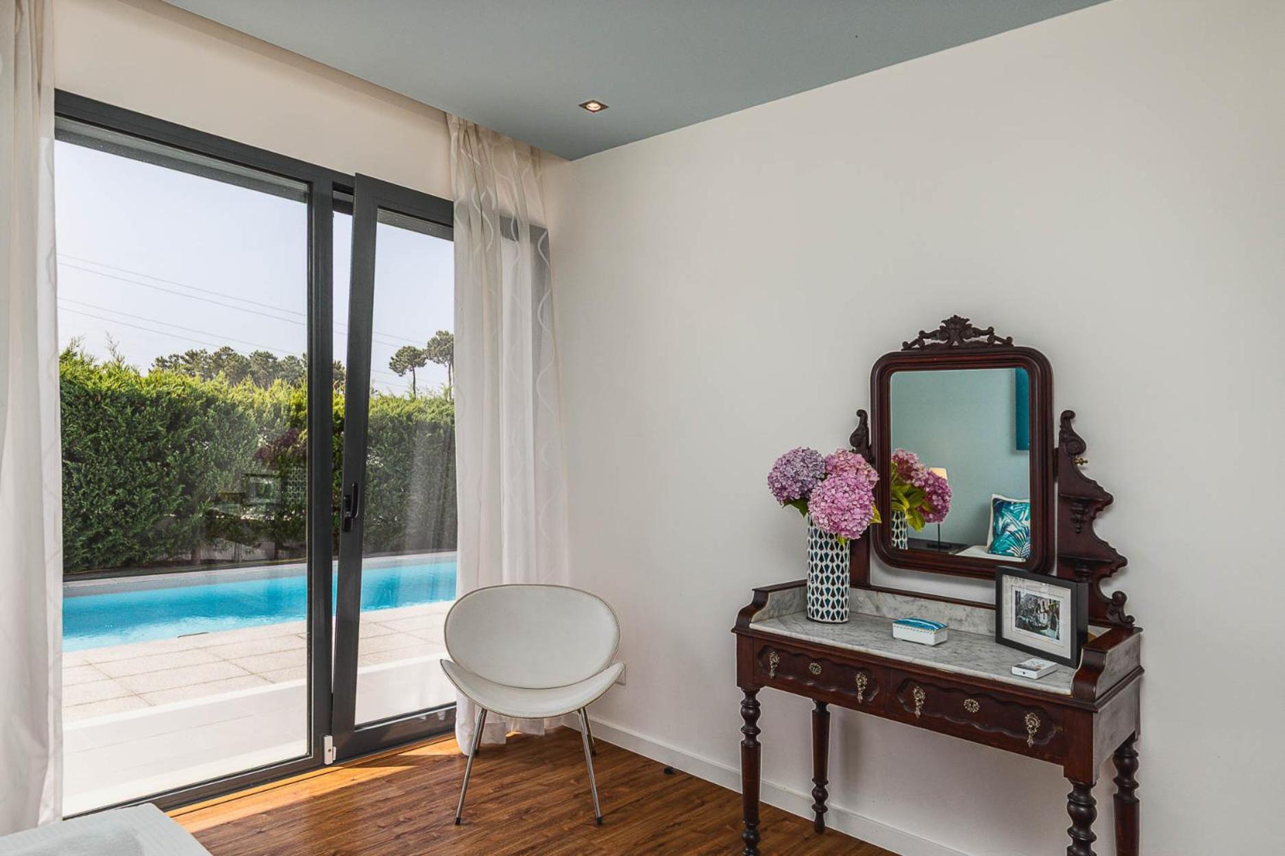 Sesimbra Luxury Villa- Pool, garden, total privacy