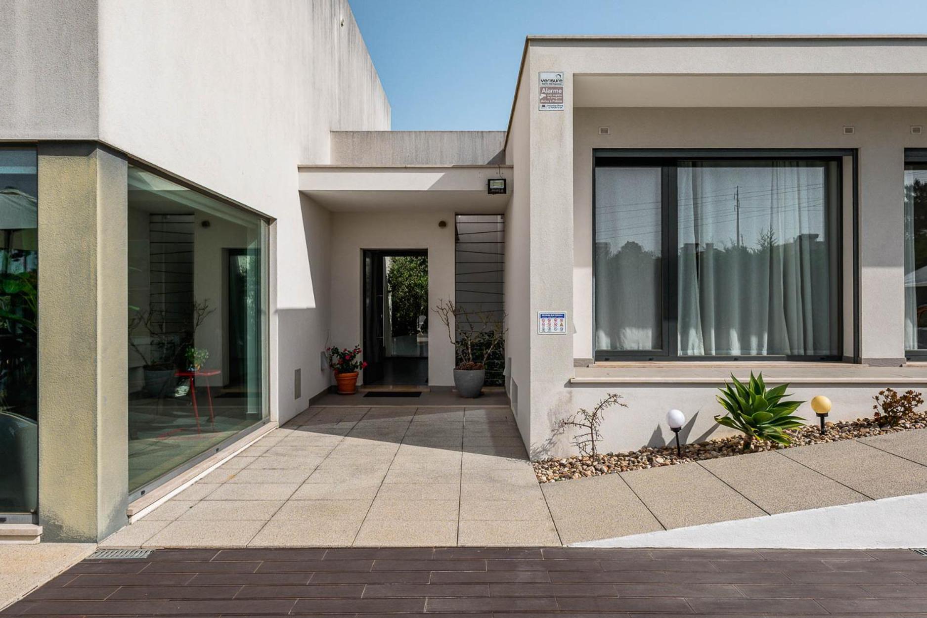 Sesimbra Luxury Villa- Pool, garden, total privacy