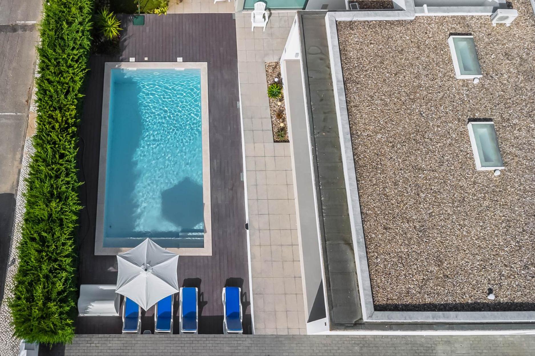 Sesimbra Luxury Villa- Pool, garden, total privacy