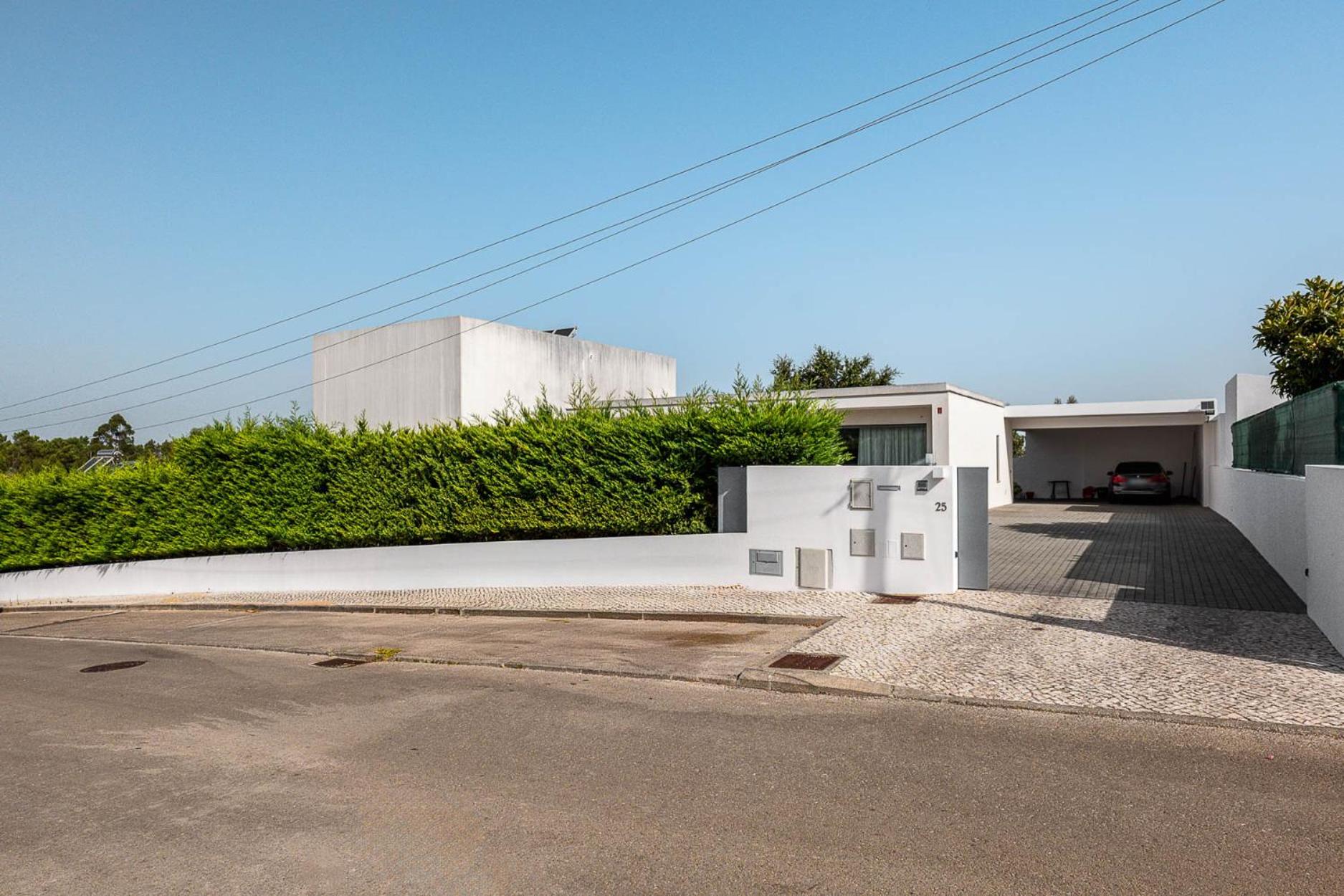 Sesimbra Luxury Villa- Pool, garden, total privacy