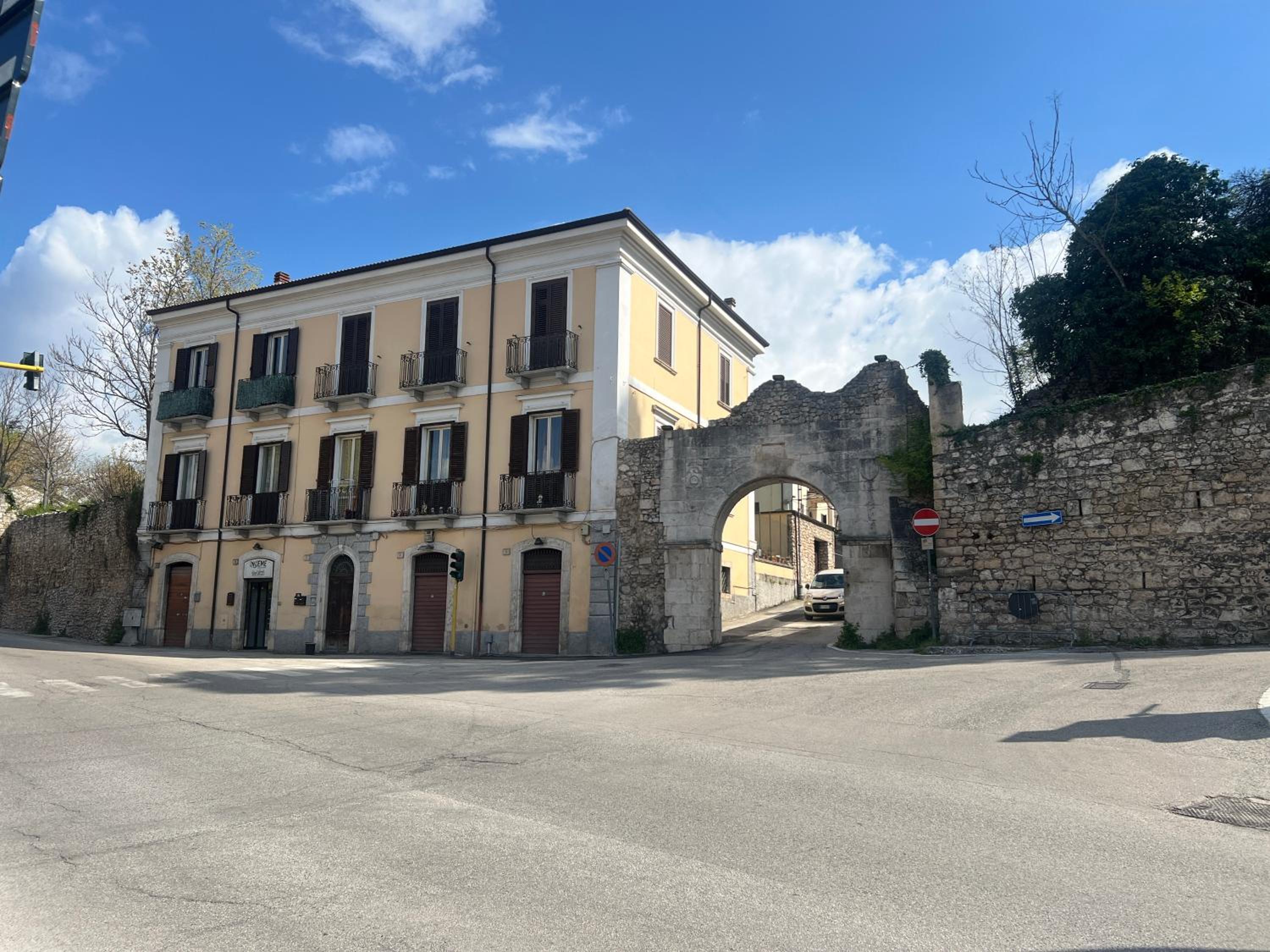 La Fije de Dine