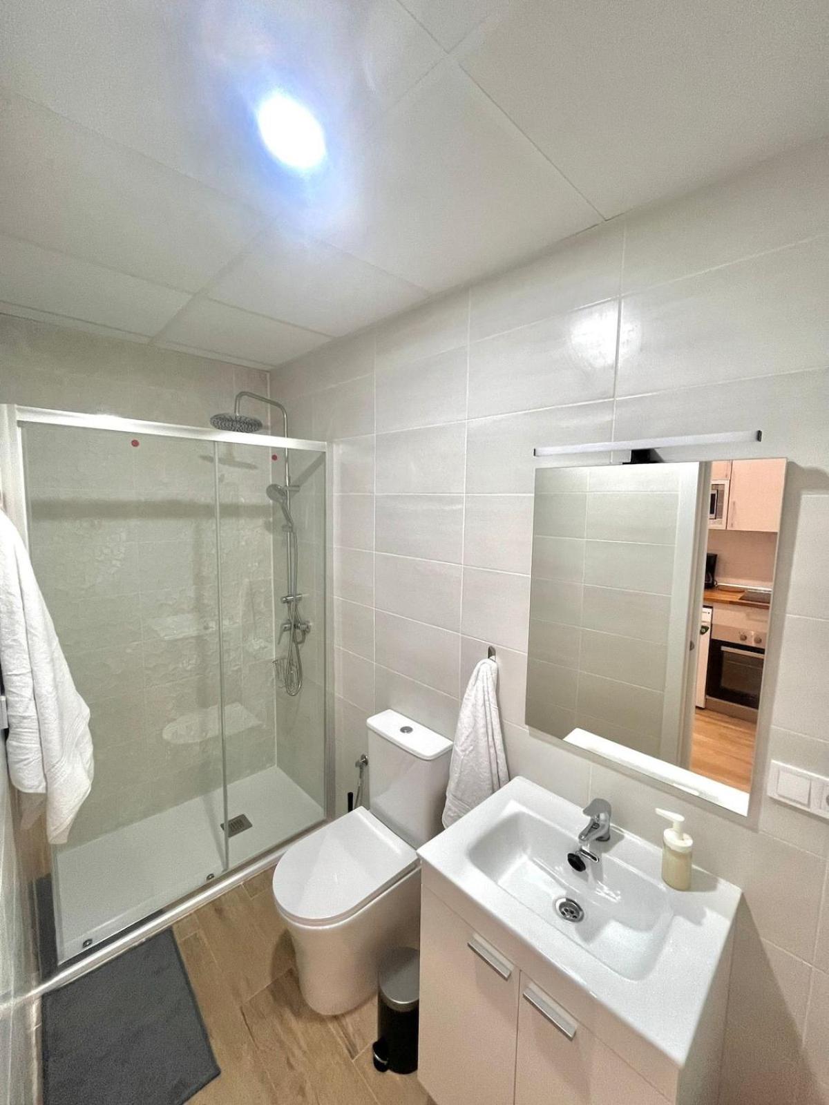AH- Apartamentos Ifema Funcionales y comodos