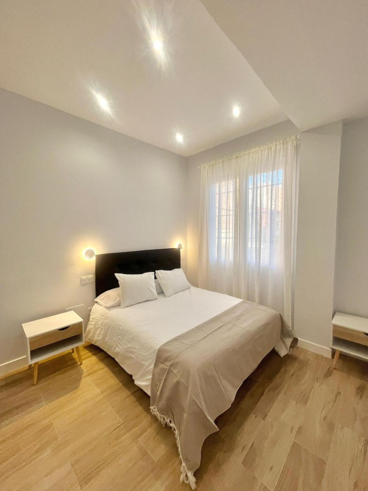 AH- Apartamentos Ifema Funcionales y comodos