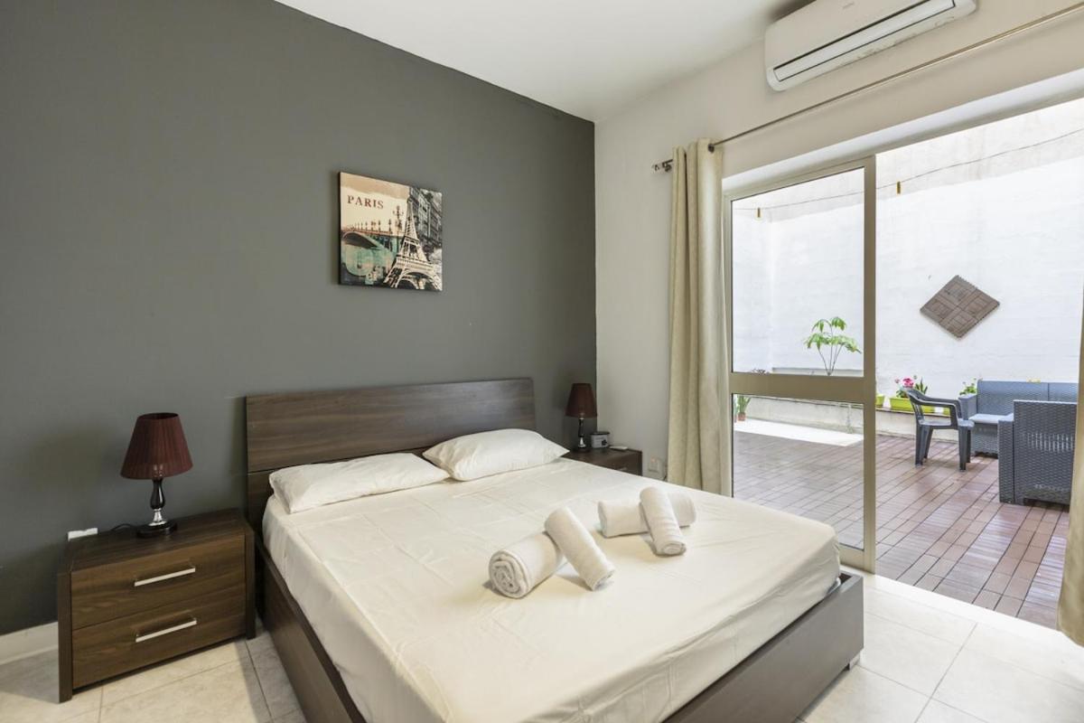 Sliema 2 bedroom family apartment