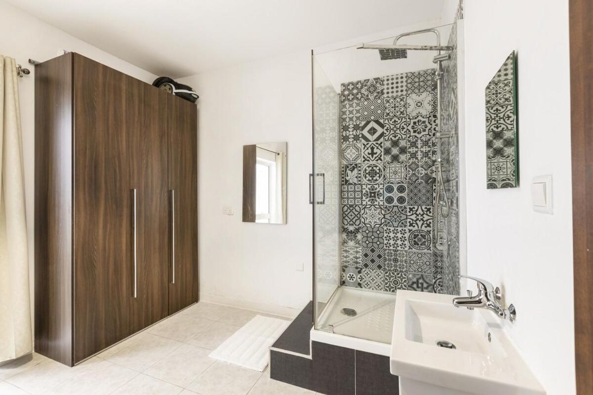 Sliema 2 bedroom family apartment