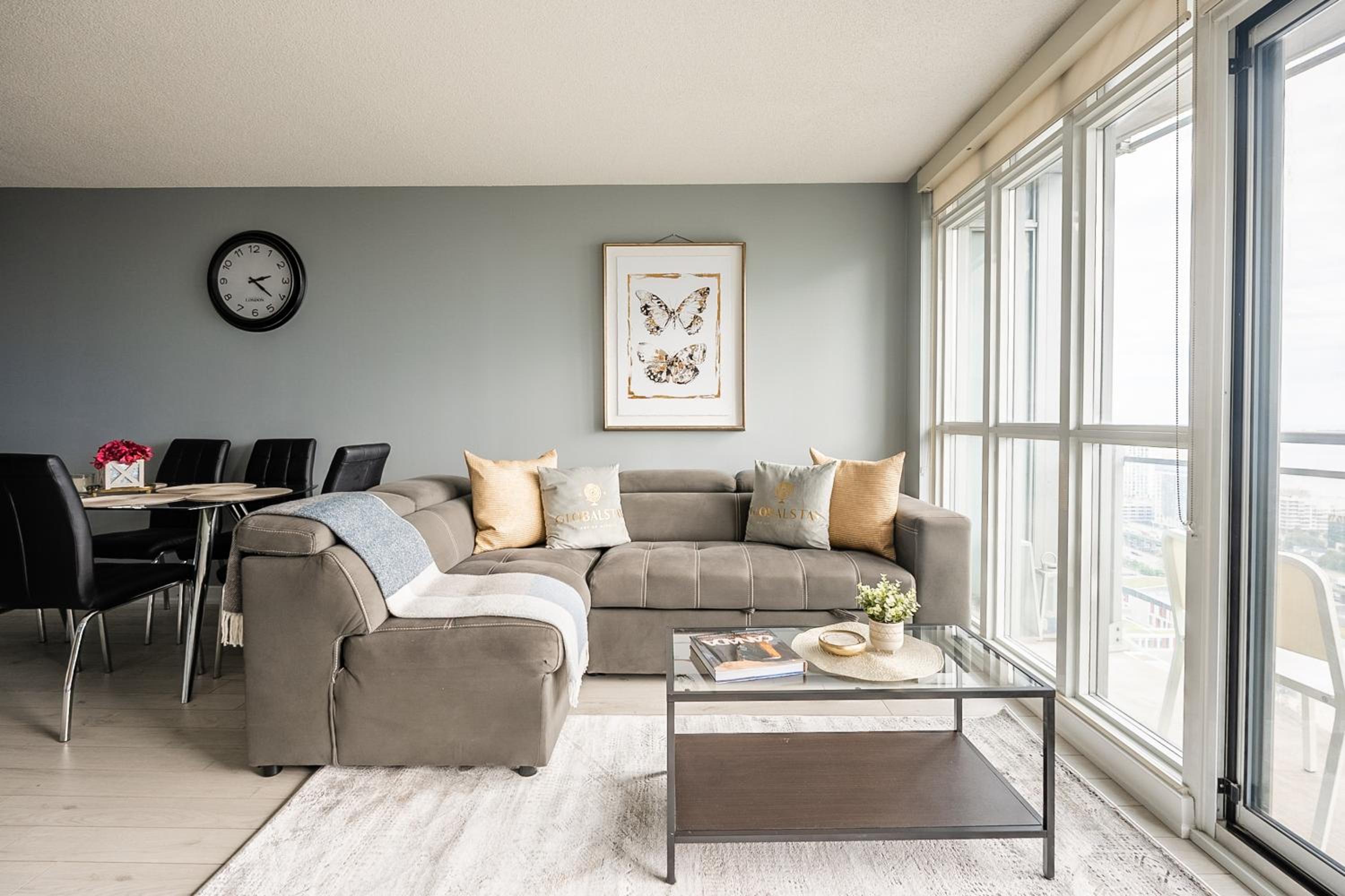 Panoramic Lake View 1 Bedroom plus Den Condo Iceboat Terrace Downtown Toronto