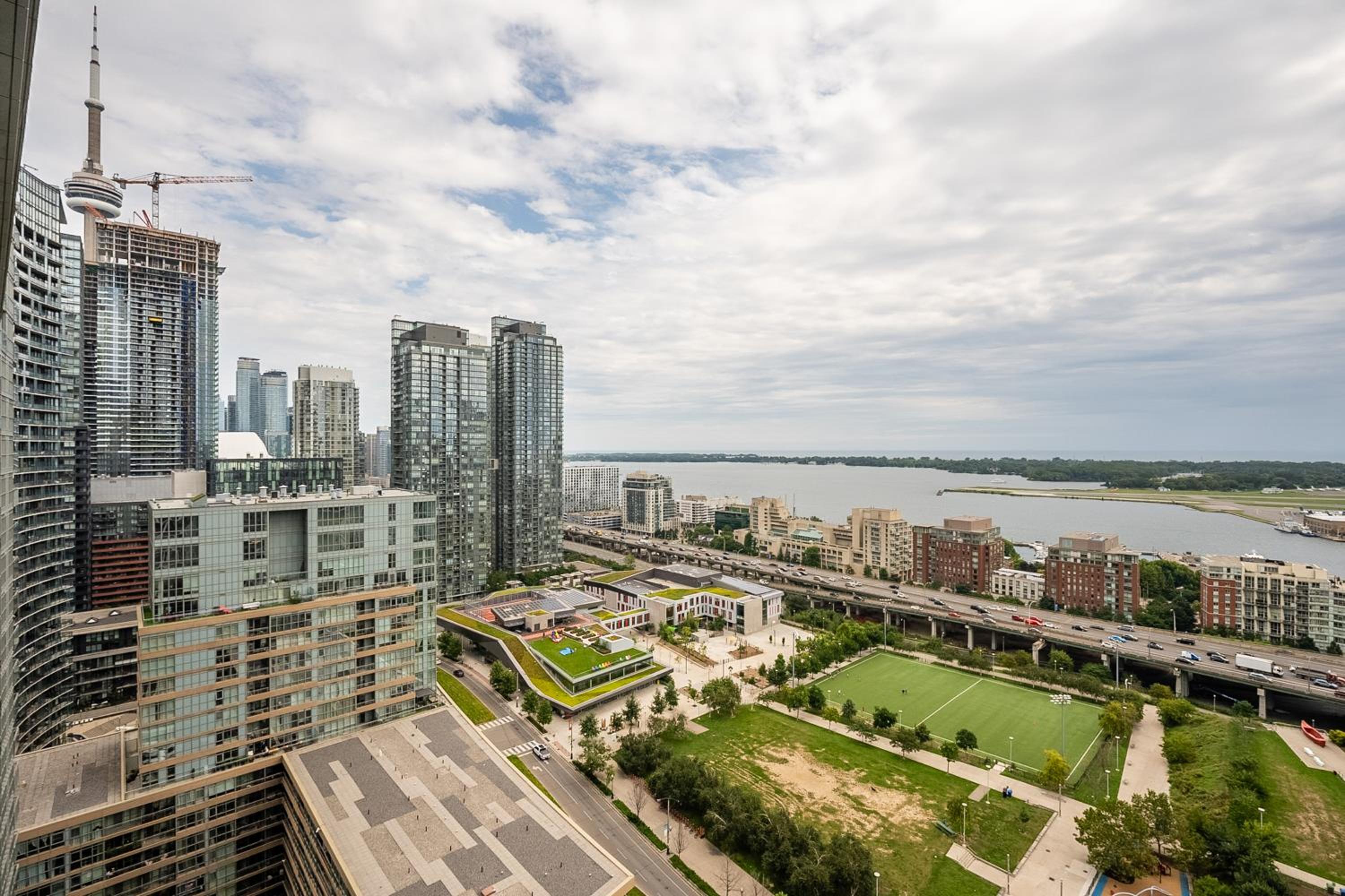 Panoramic Lake View 1 Bedroom plus Den Condo Iceboat Terrace Downtown Toronto