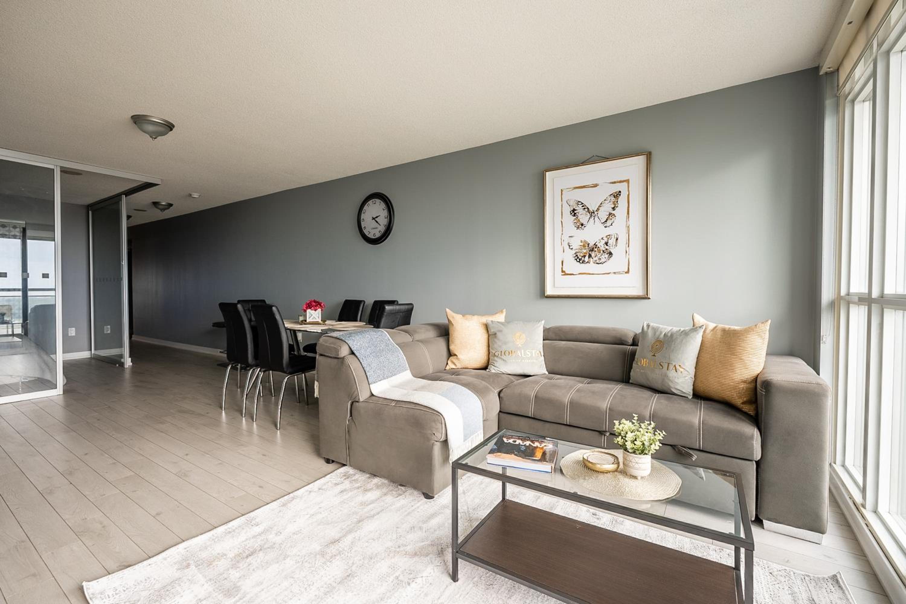 Panoramic Lake View 1 Bedroom plus Den Condo Iceboat Terrace Downtown Toronto