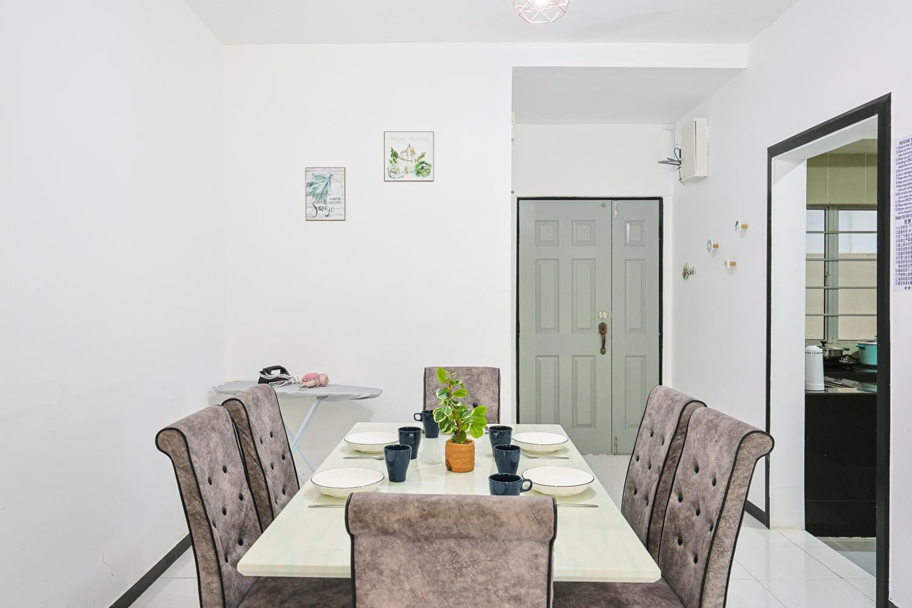 Happy Nest Cameron Highland Brinchang 10 Pax Family Homestay Clover Home 5-23