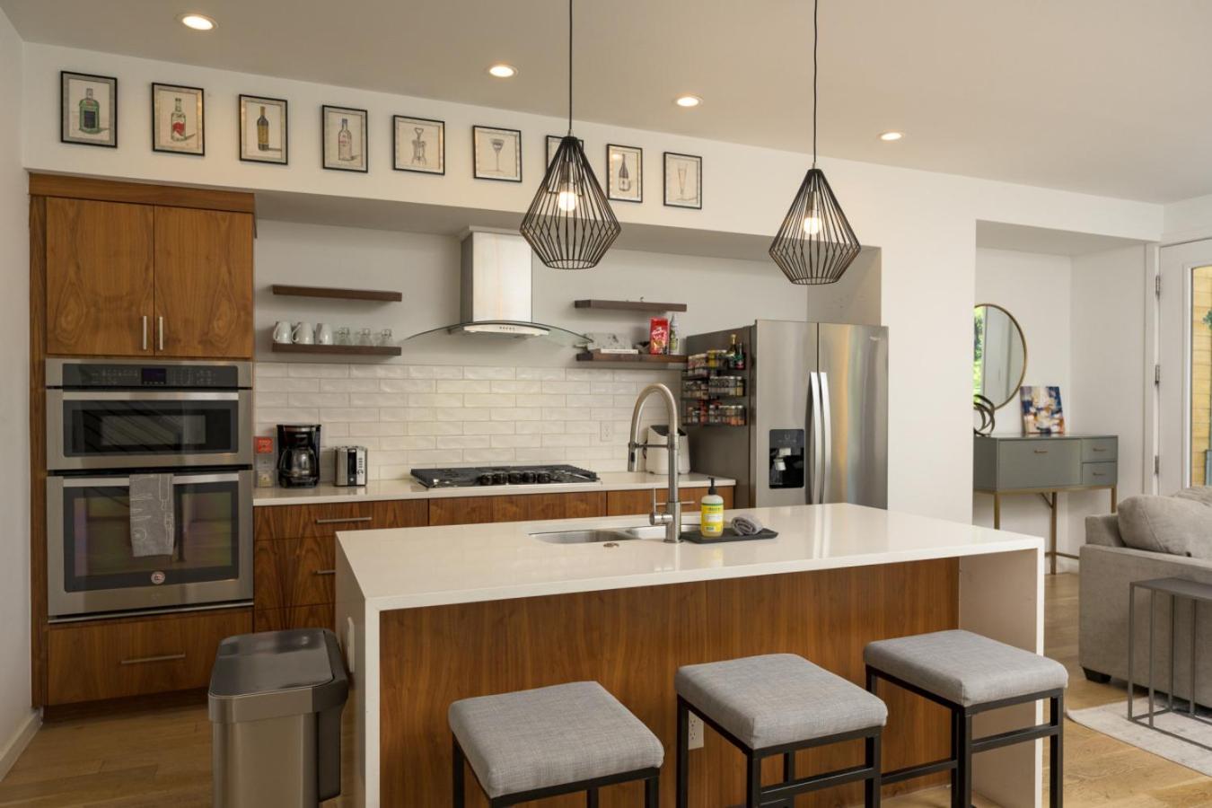 Parkside Retreat Outdoor Living and Movie Loft