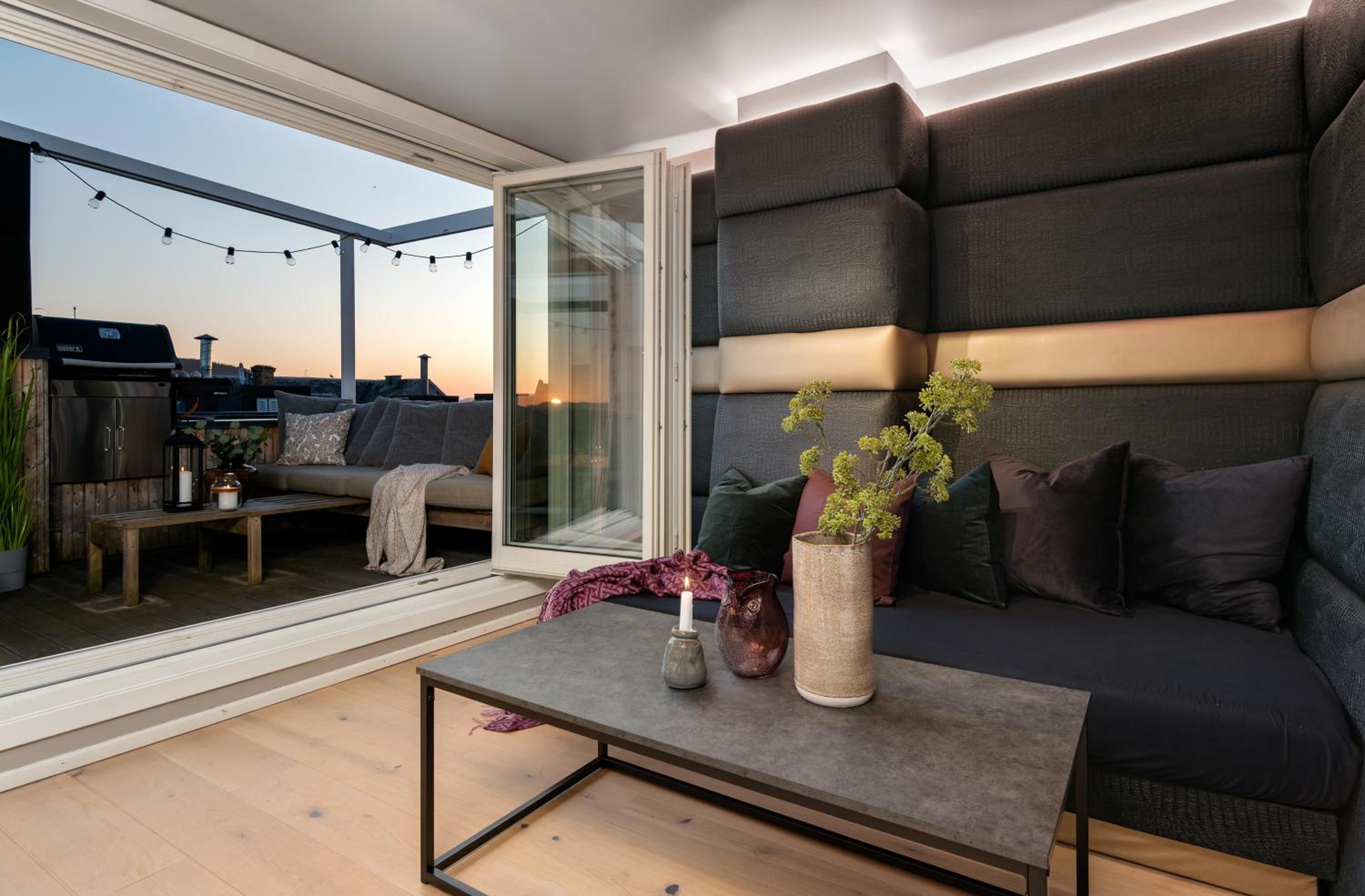 Two bedroom penthouse with large living room and rooftop in the city centre of Trondheim
