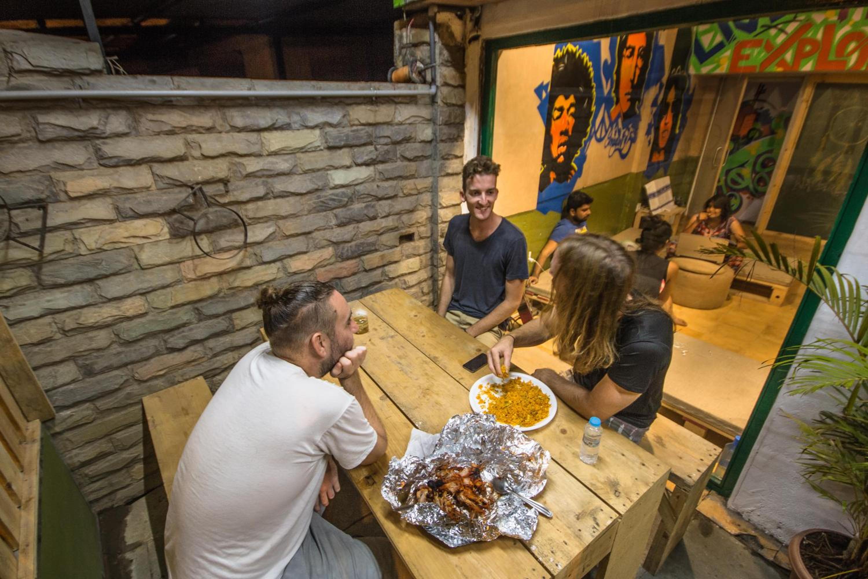 dining