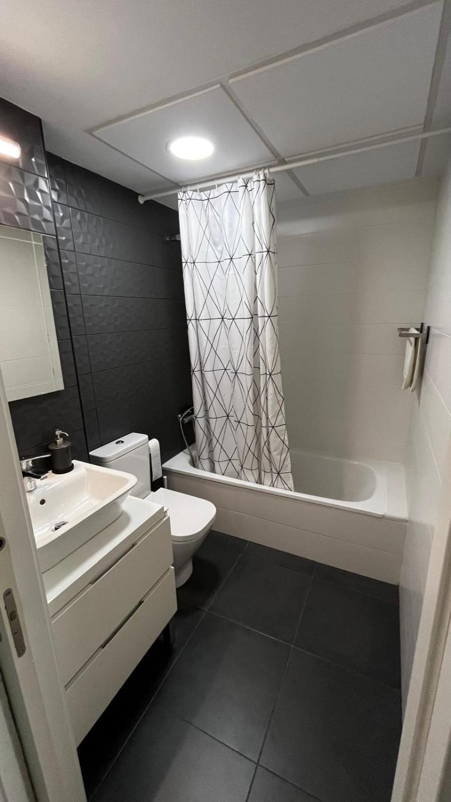 Los Álamos Breeze - 3BR Next to the Beach Apt - Free Parking - Salt Pool