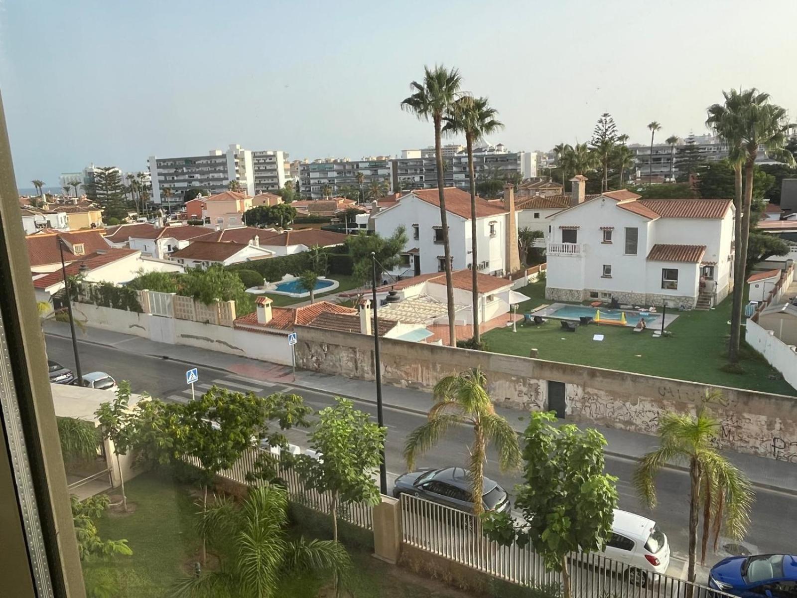Los Álamos Breeze - 3BR Next to the Beach Apt - Free Parking - Salt Pool