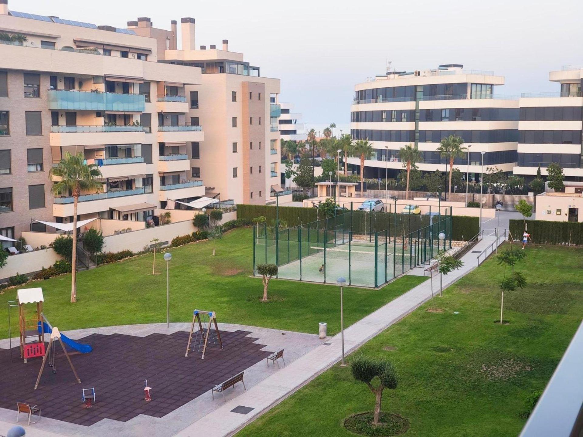 Los Álamos Breeze - 3BR Next to the Beach Apt - Free Parking - Salt Pool