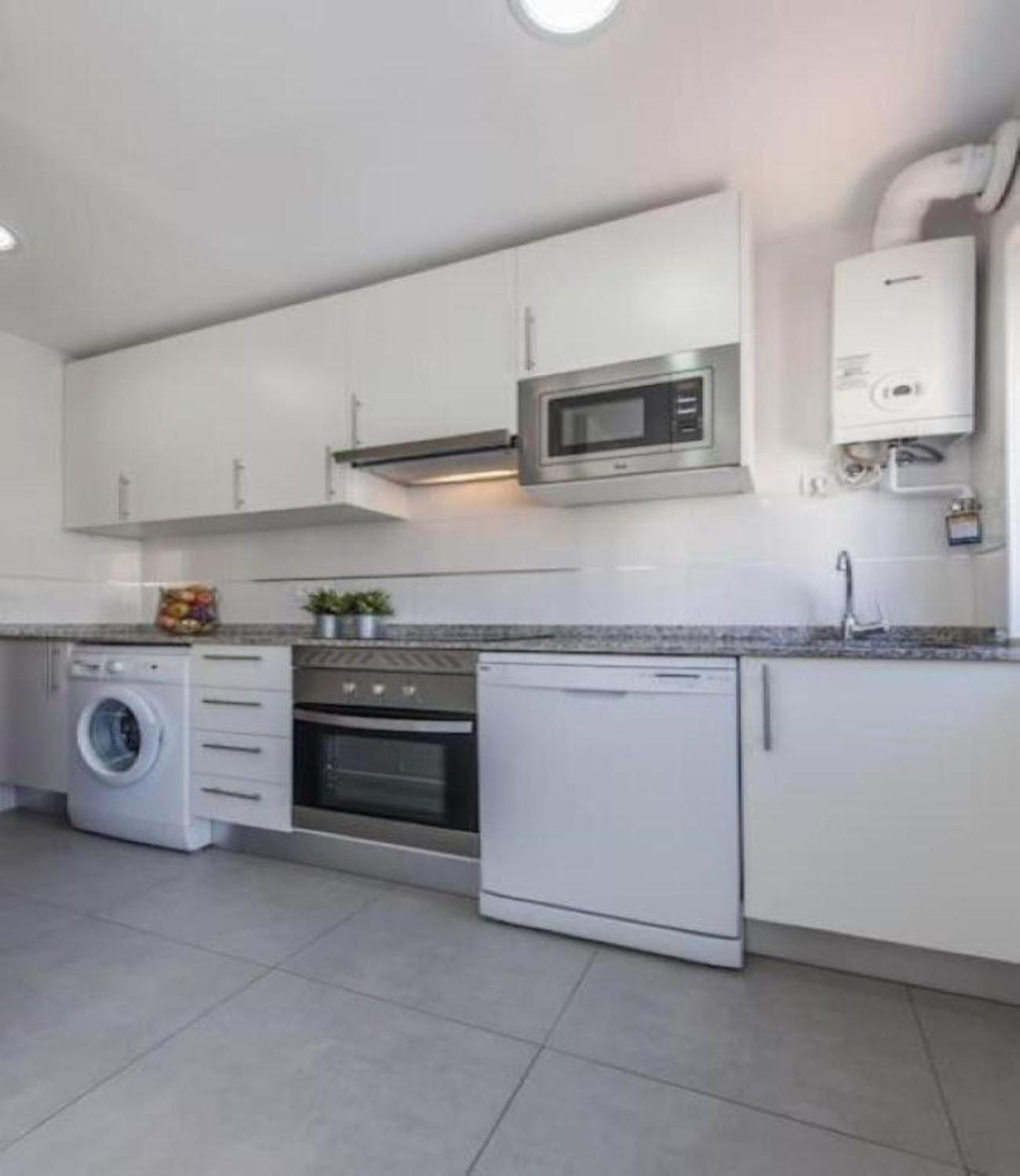 AH -Plaza de Ventas -Apartamento Tranquilo y Céntrico