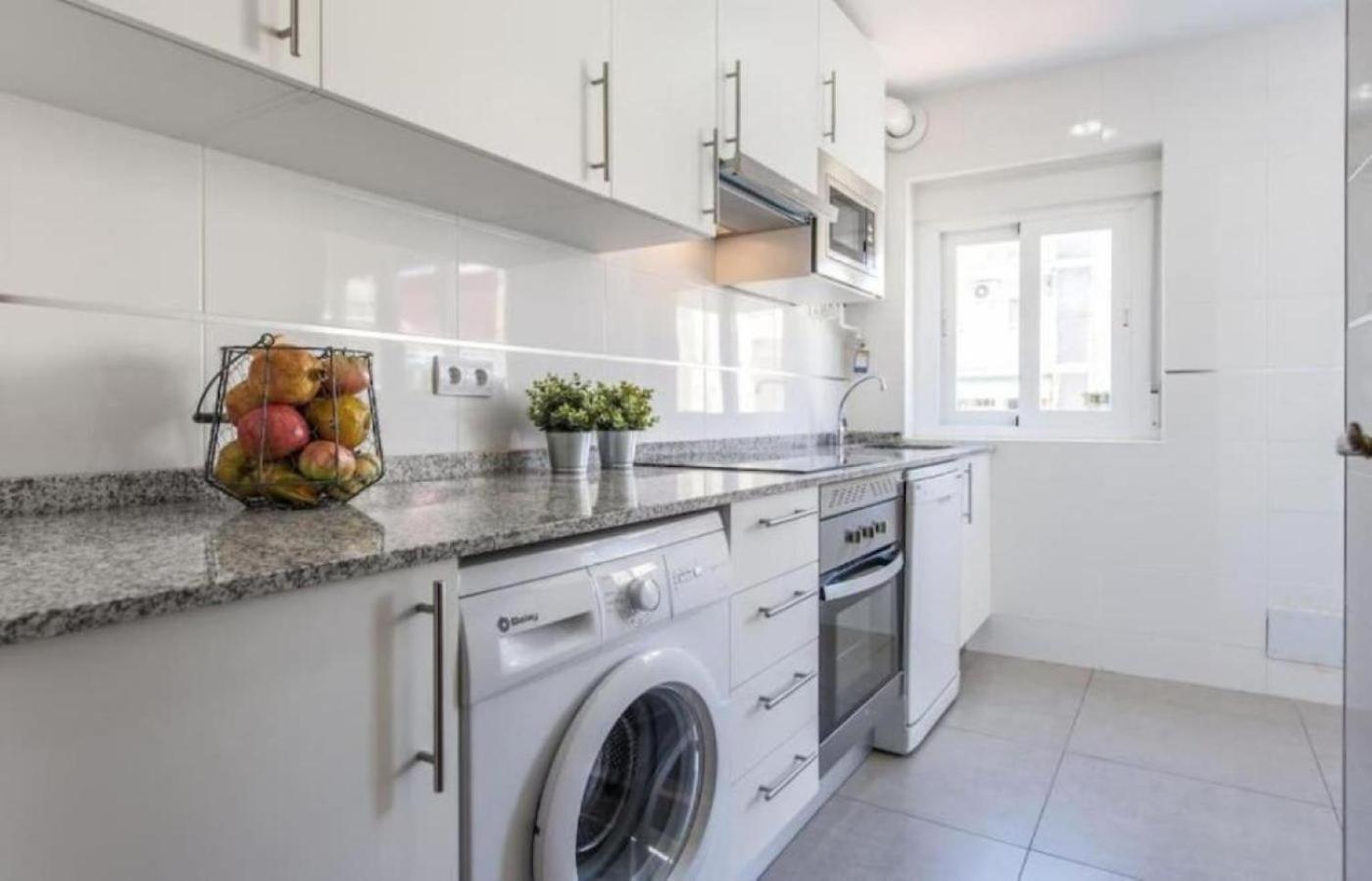 AH -Plaza de Ventas -Apartamento Tranquilo y Céntrico