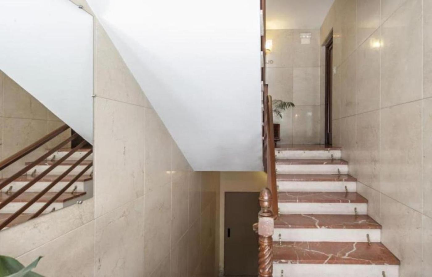 AH -Plaza de Ventas -Apartamento Tranquilo y Céntrico