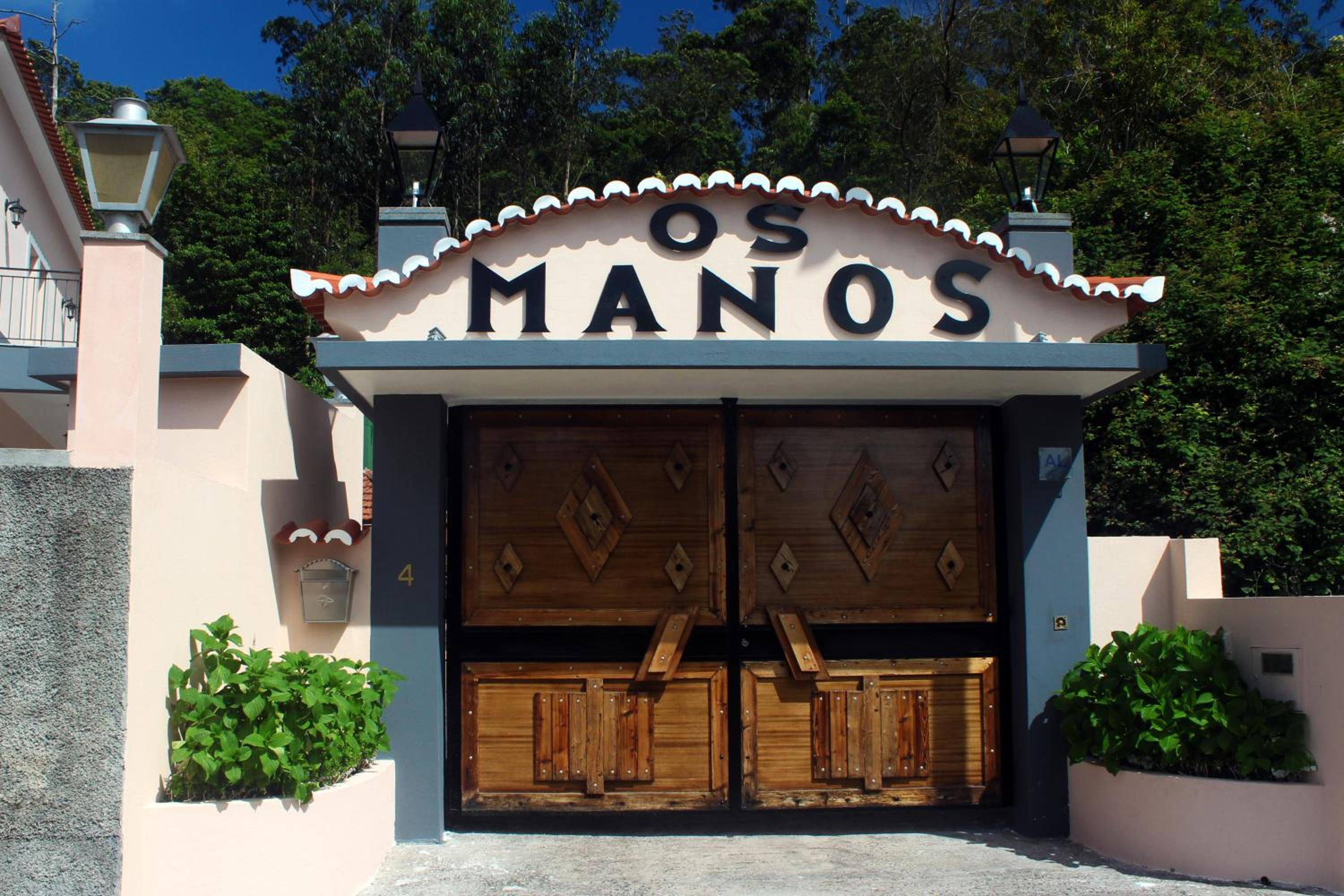 Casa Os Manos