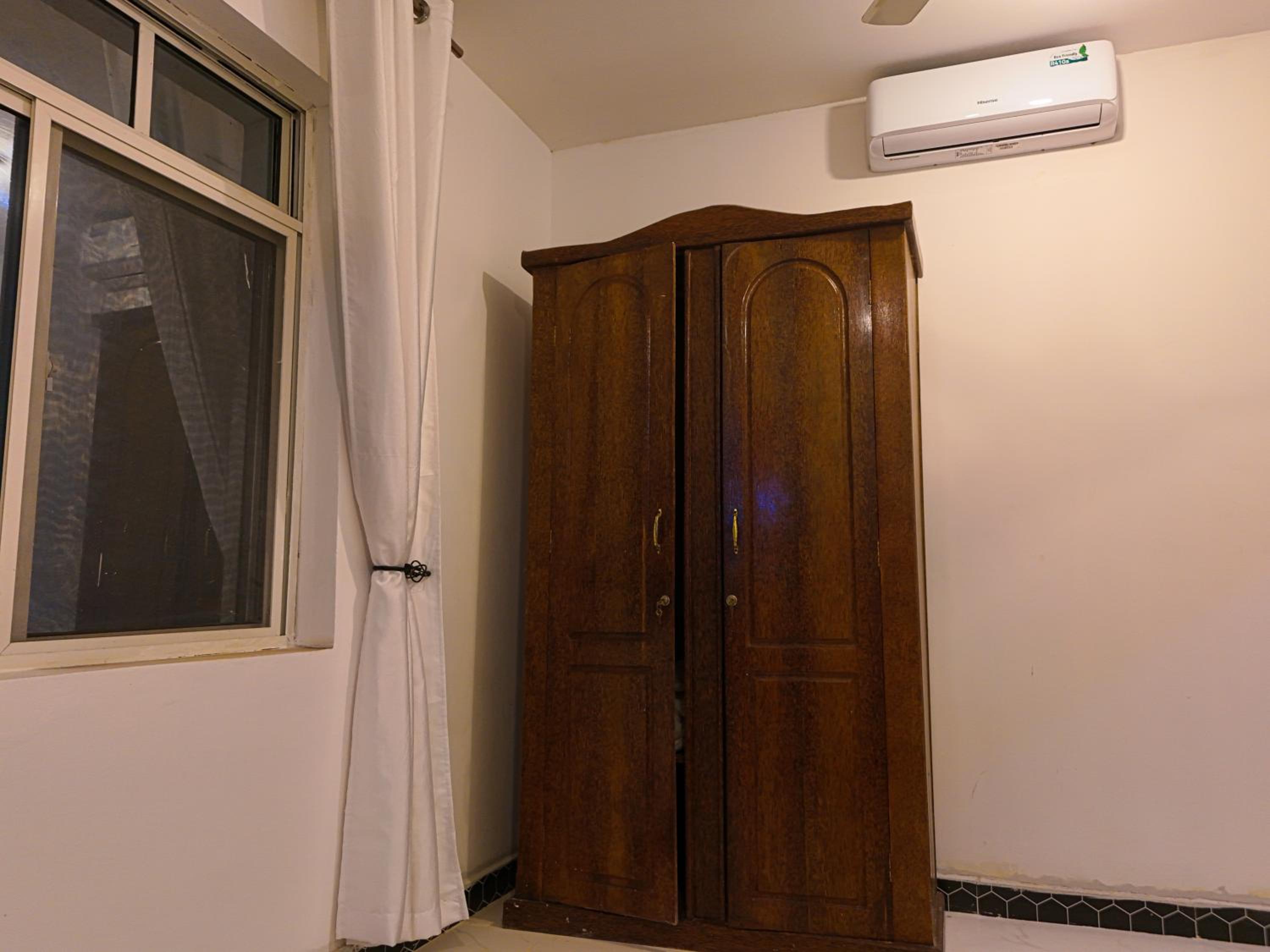 Beachfront 1BR Ocean-View & Free Airport Shuttle