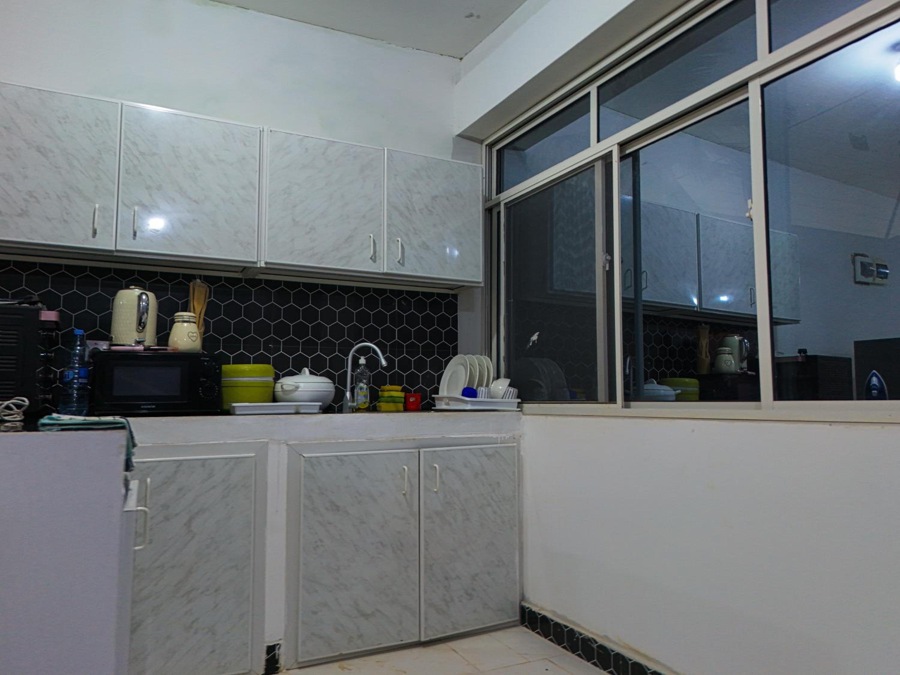 Beachfront 1BR Ocean-View & Free Airport Shuttle
