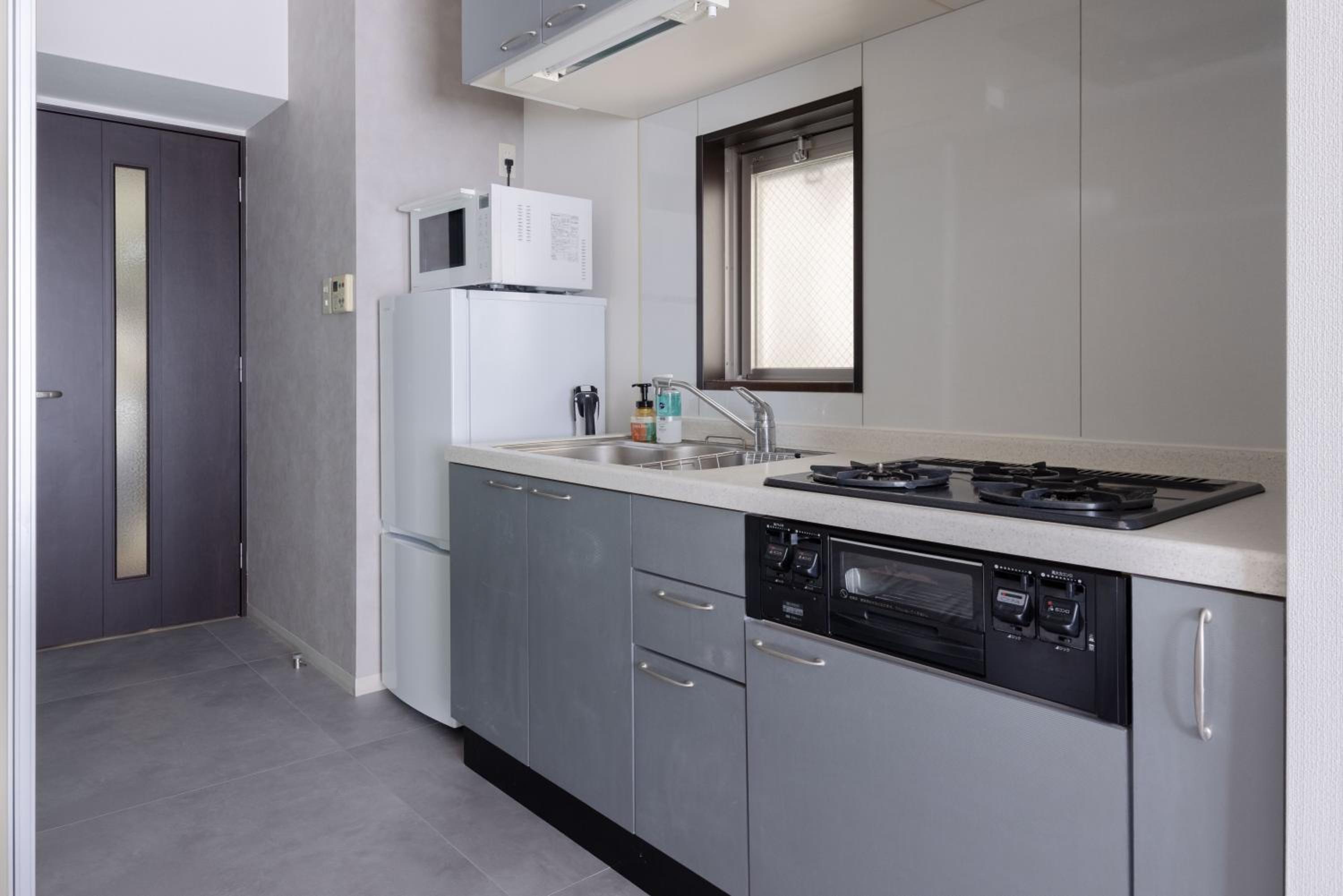 Rintow Nagoya Takaoka Stay