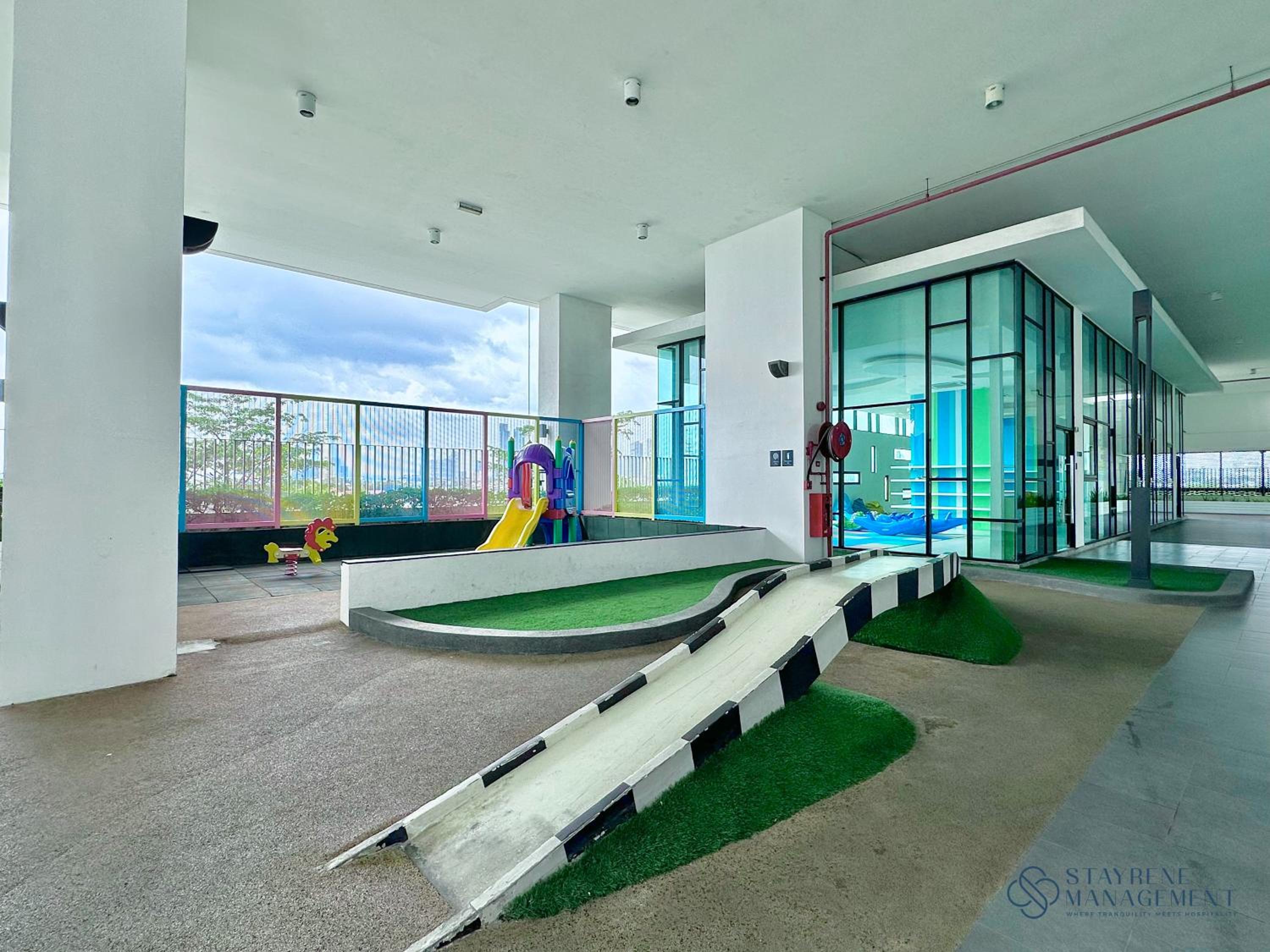 Southkey Mosaic Midvalley JB by Stayrene