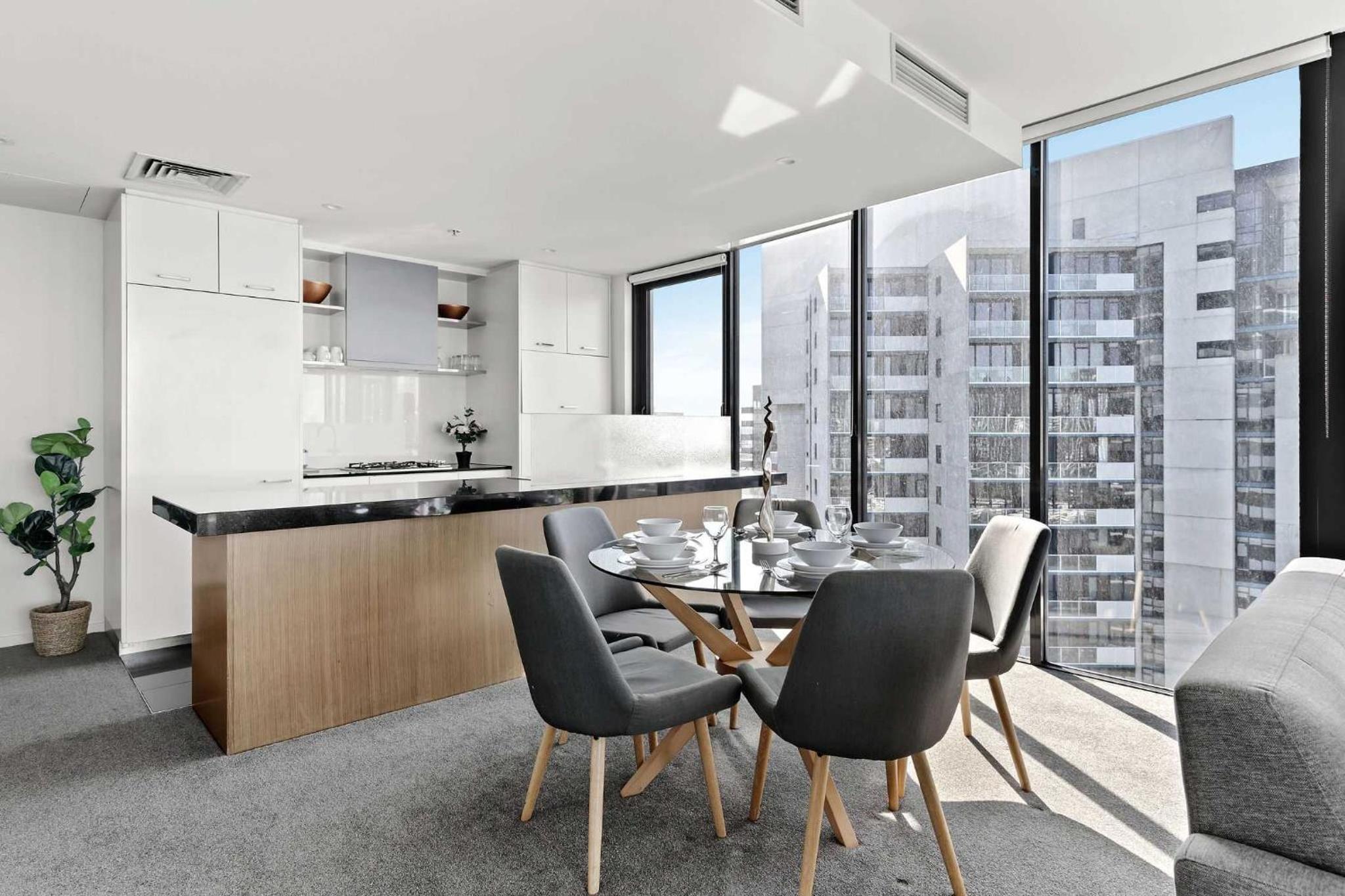 Docklands Harbour View 3BR with Free Parking