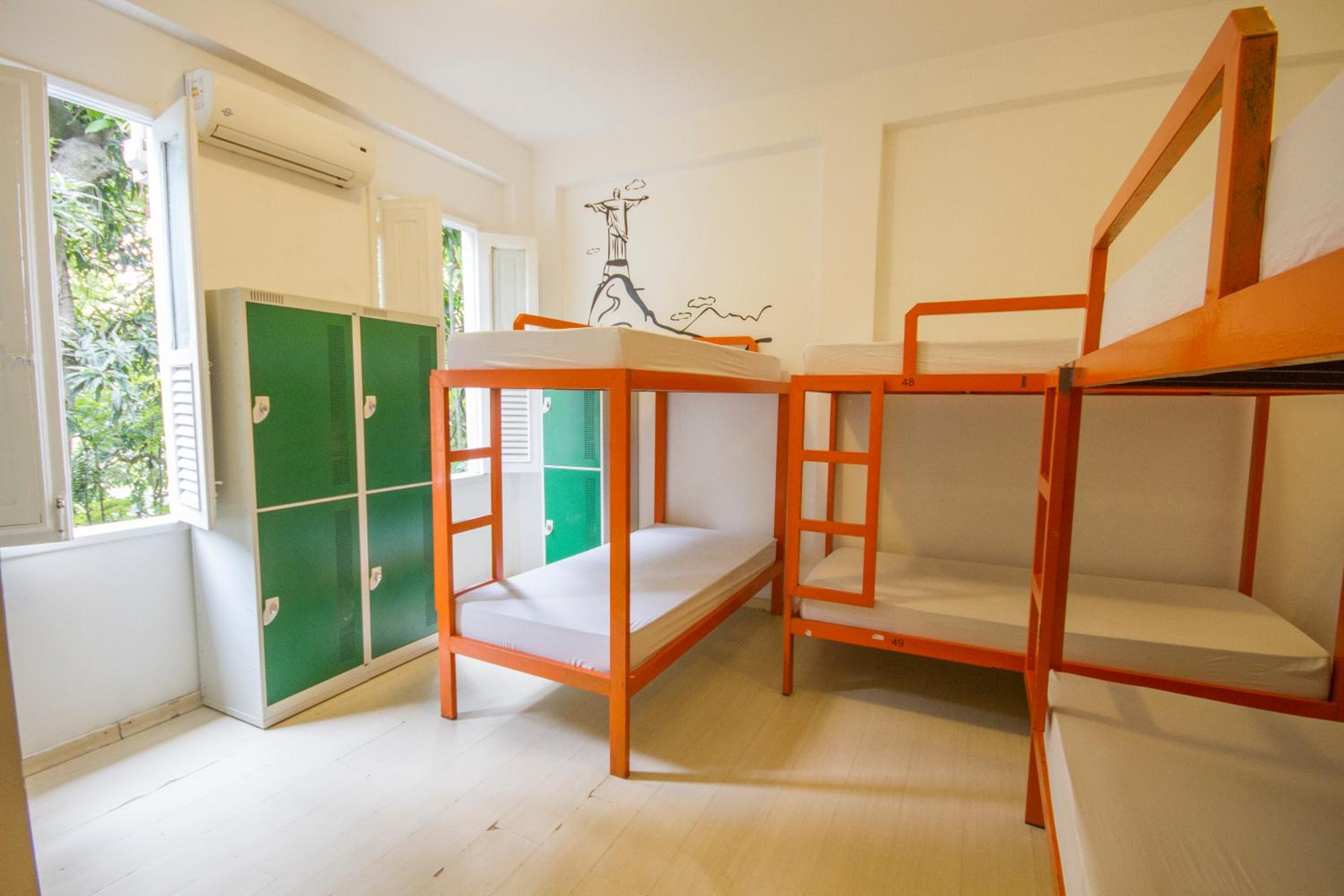 Rio Forest Hostel