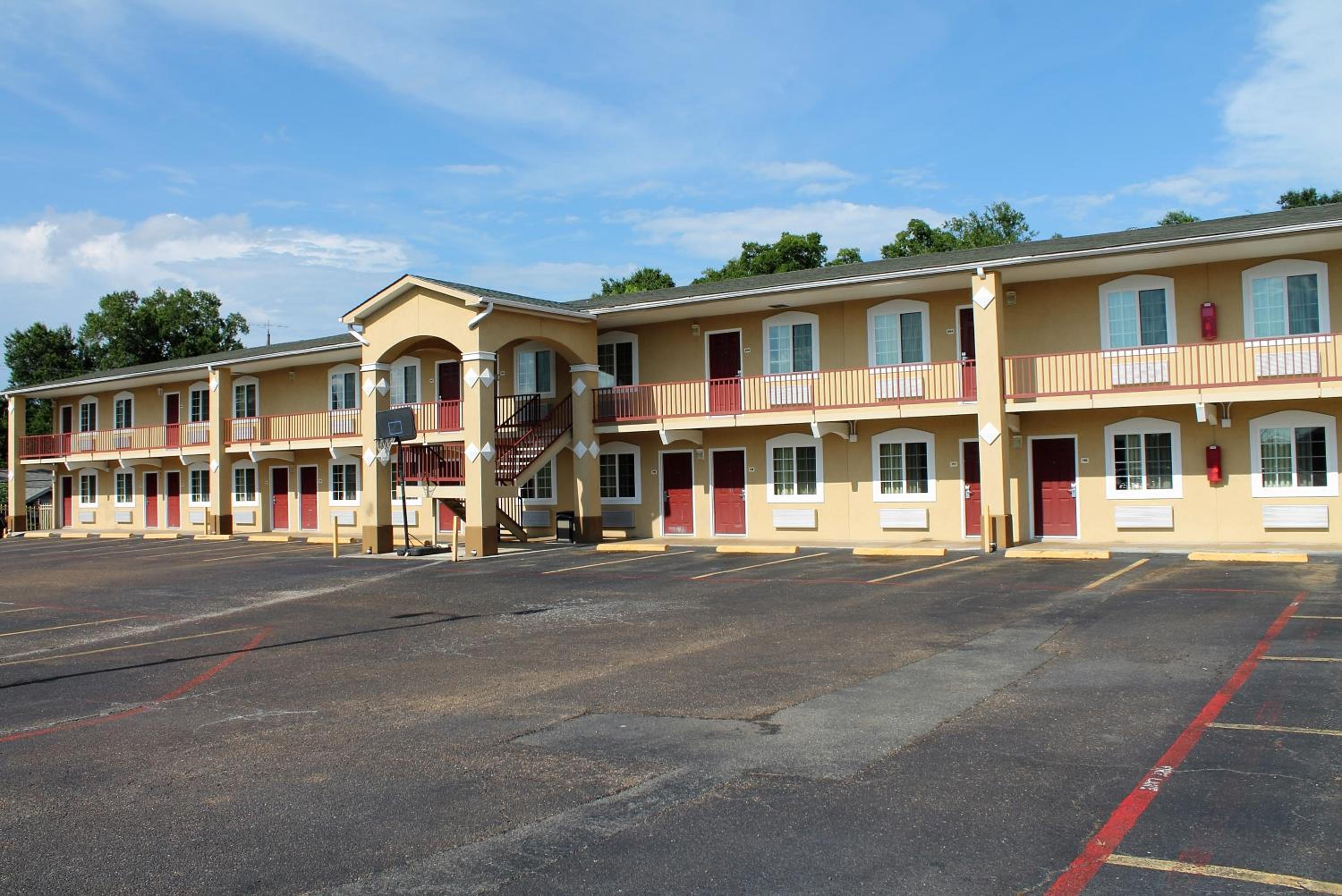 Continental Inn and Suites Nacogdoches TX SFA University Downtown