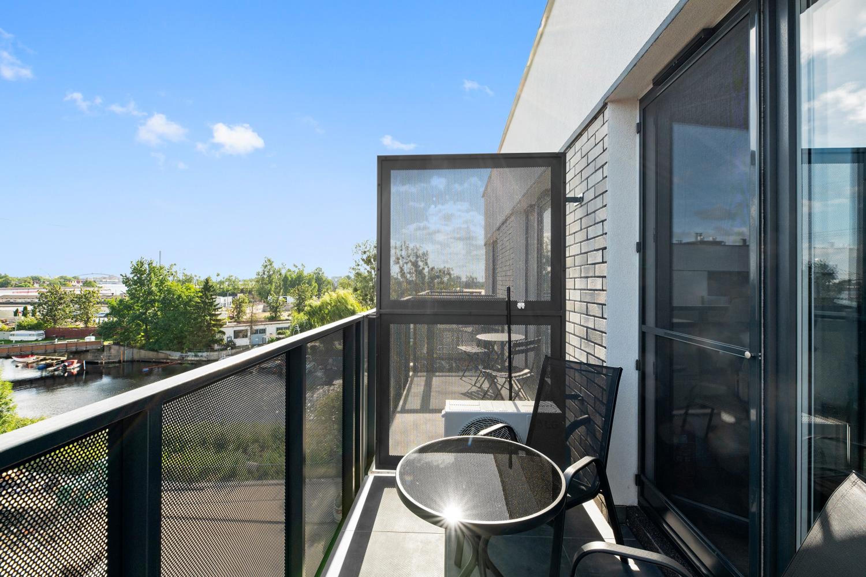 Portovo Riverside Suites by Lion Apartments Gdańsk
