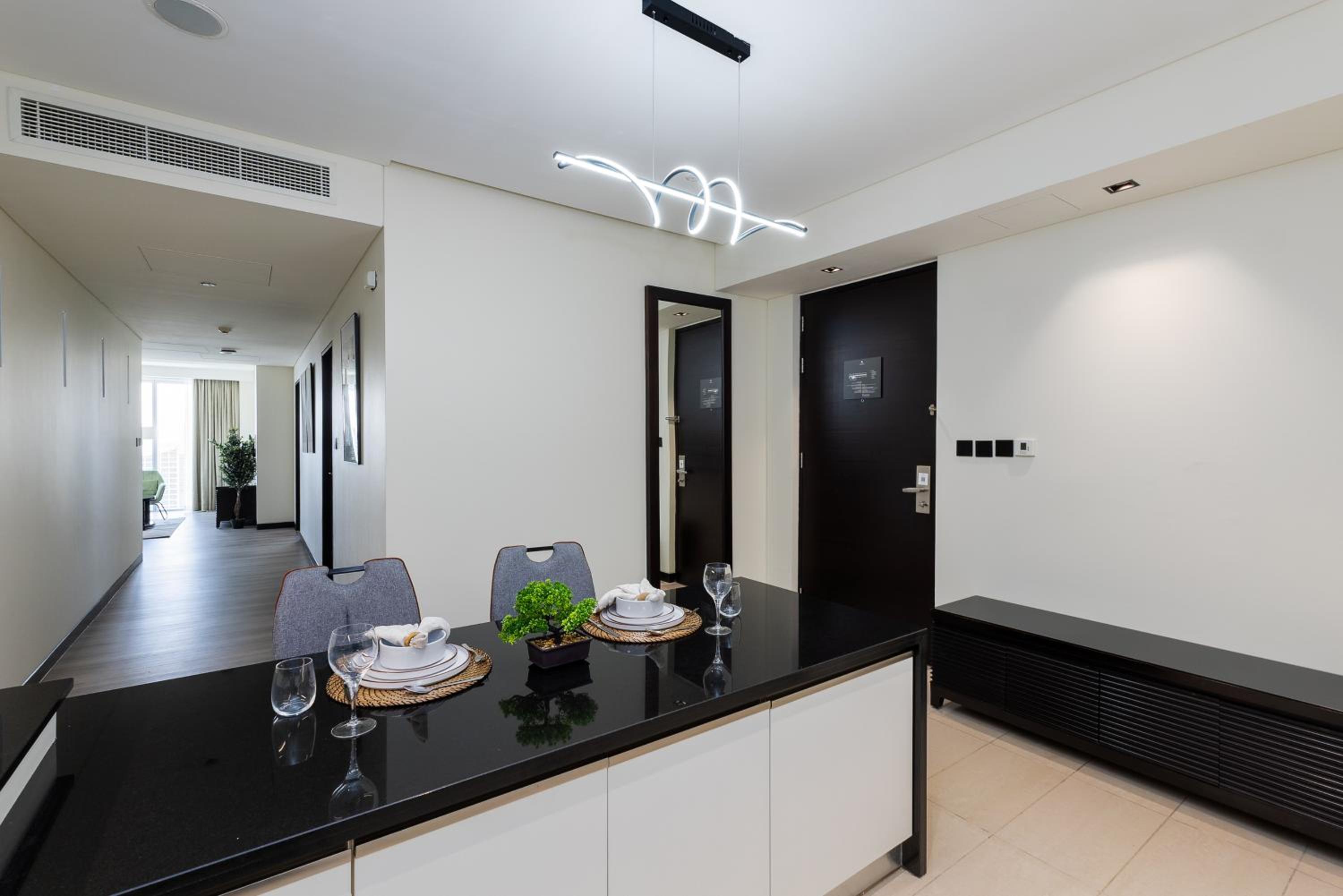 Address Dubai Marina, Dubai Marina - Mint Stay