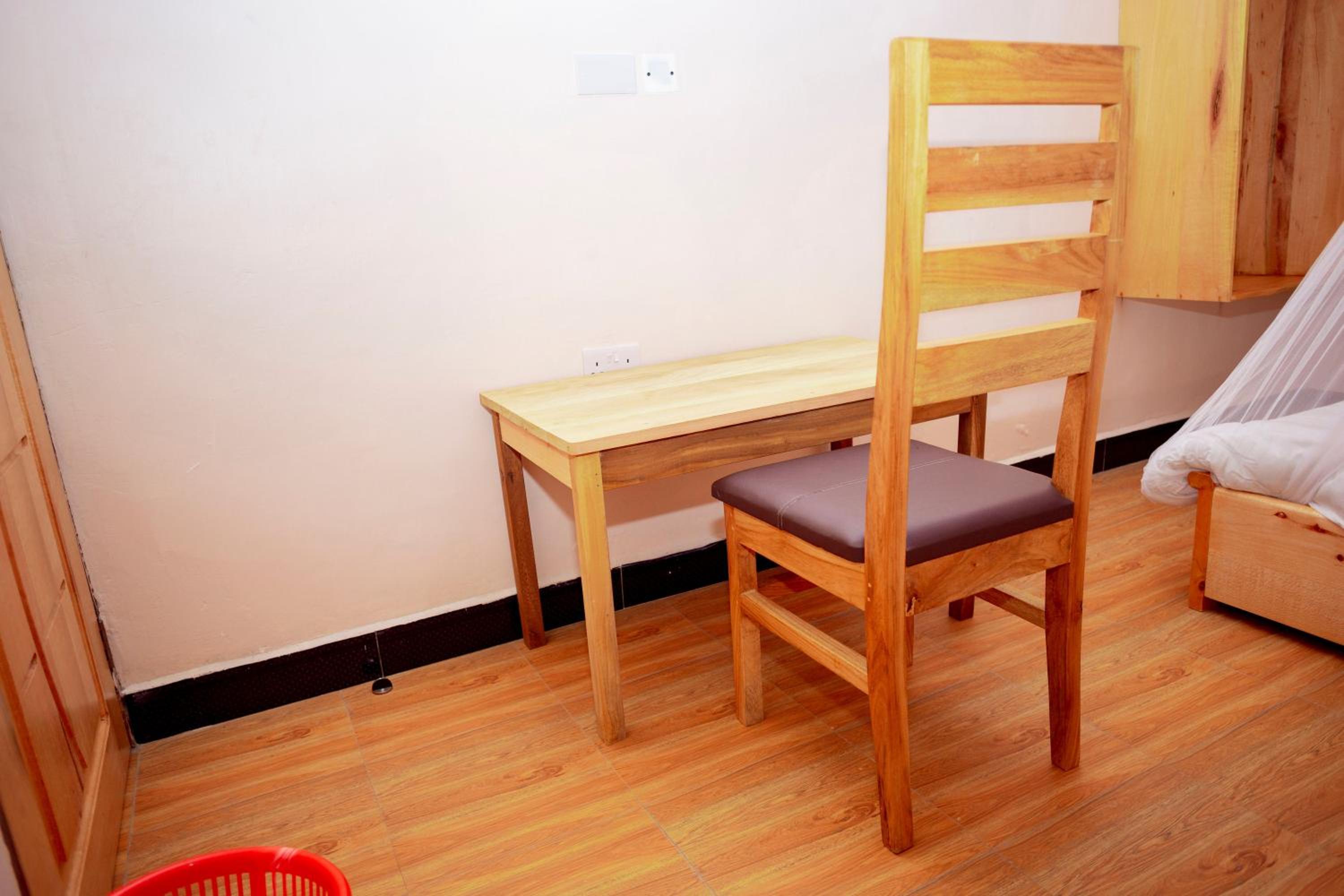 Breezy Lodge