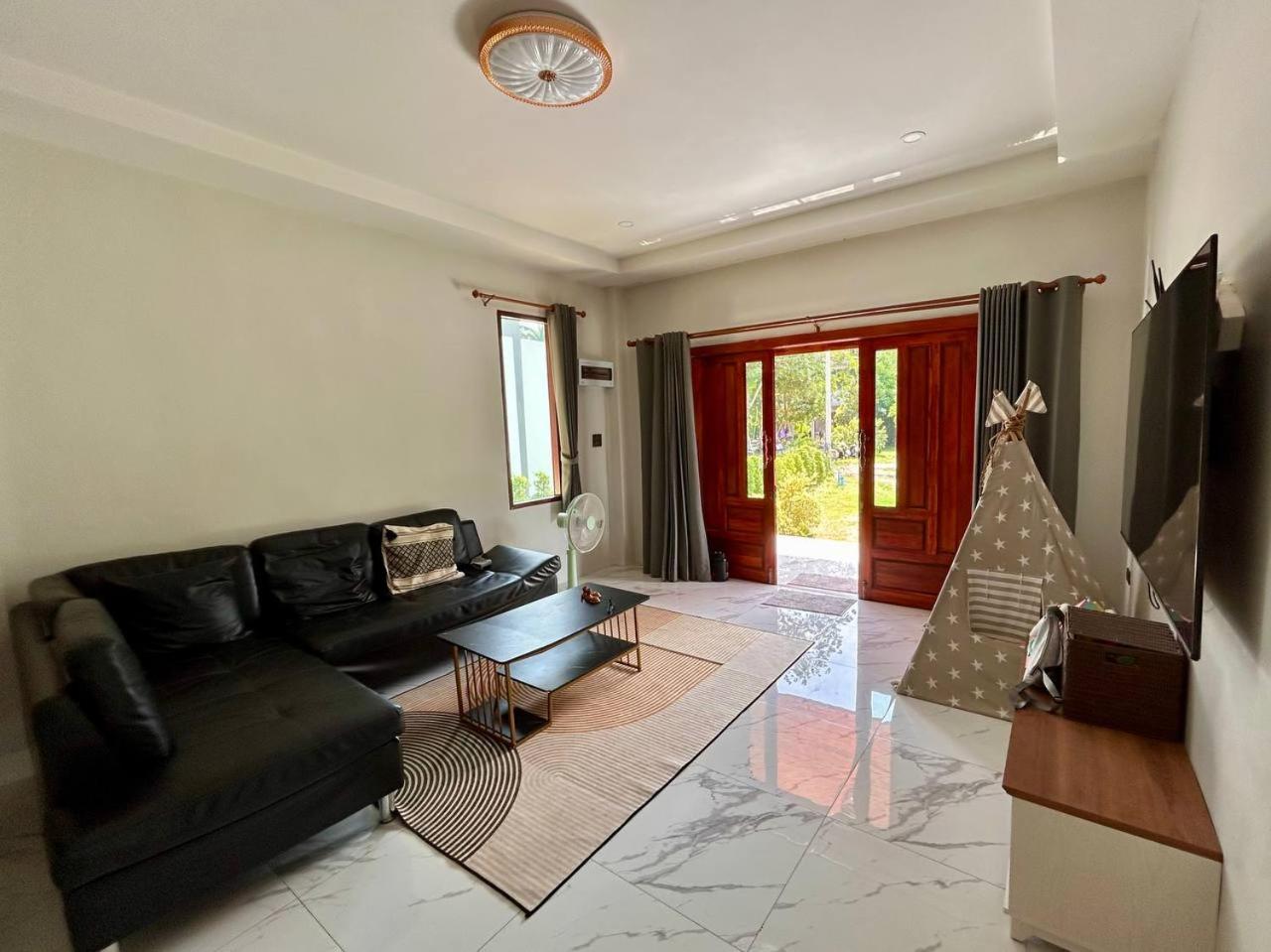 Spacious 2BR Mint house