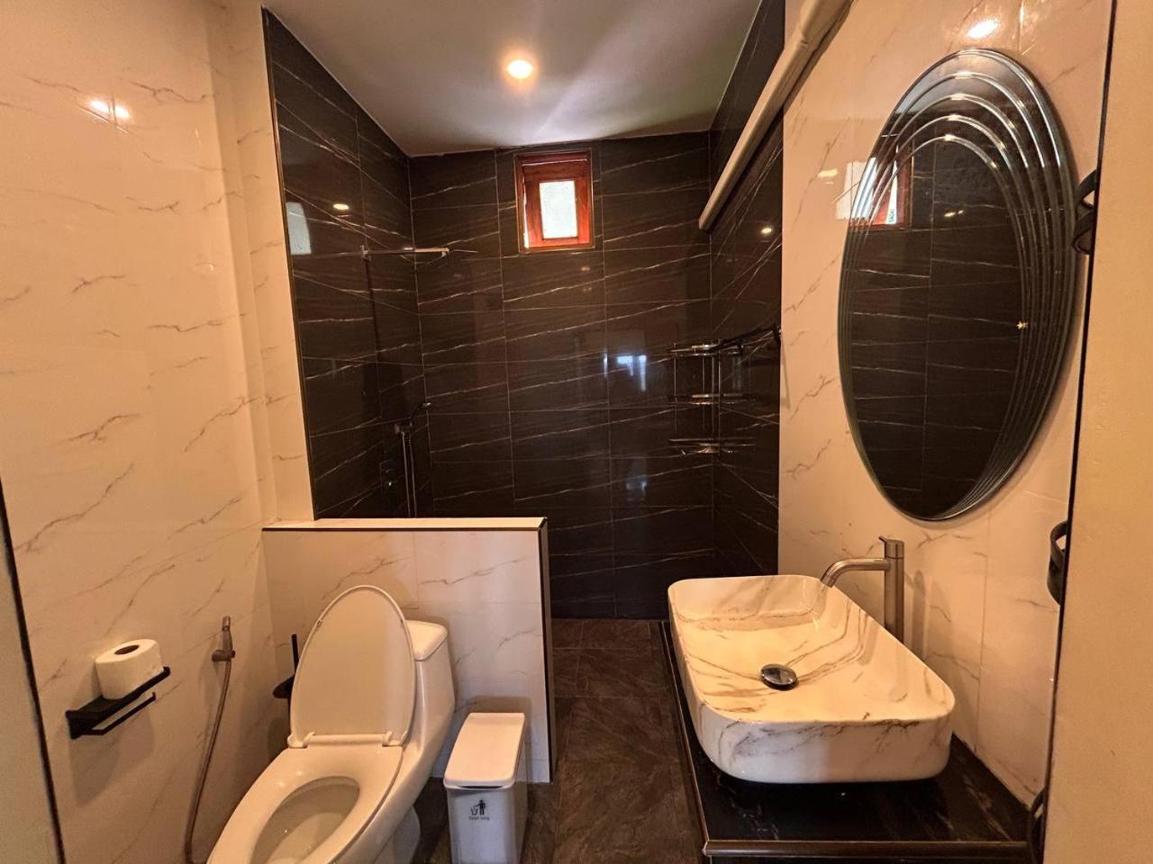 Spacious 2BR Mint house