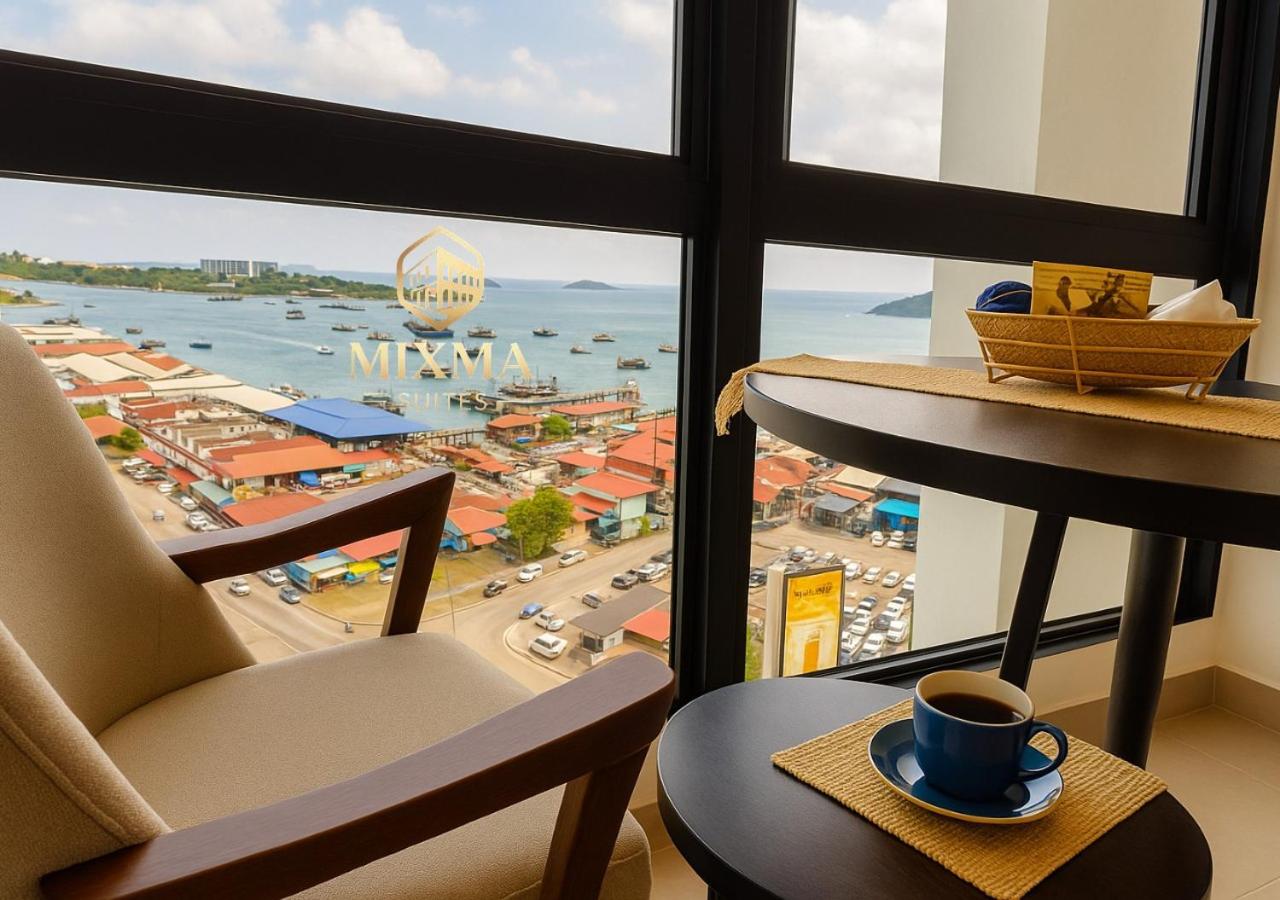 Panoramic Seaview KK City The Shore at Mixma Suites