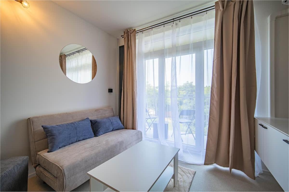 Pohodlný apartmán - pri centre s balkónom