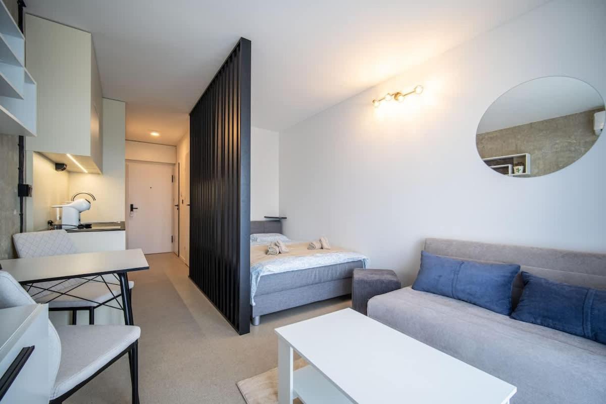 Pohodlný apartmán - pri centre s balkónom